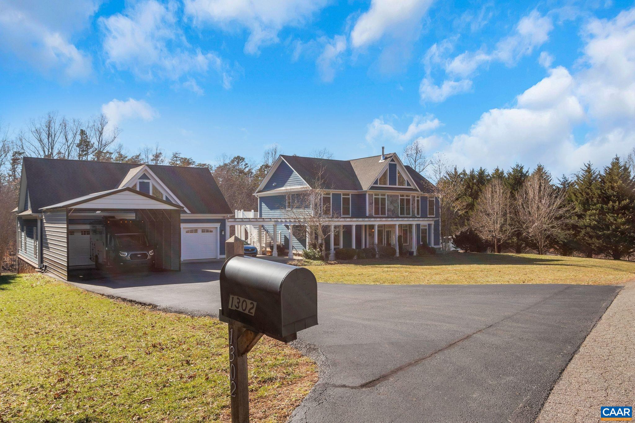 1302 Ponderosa Dr