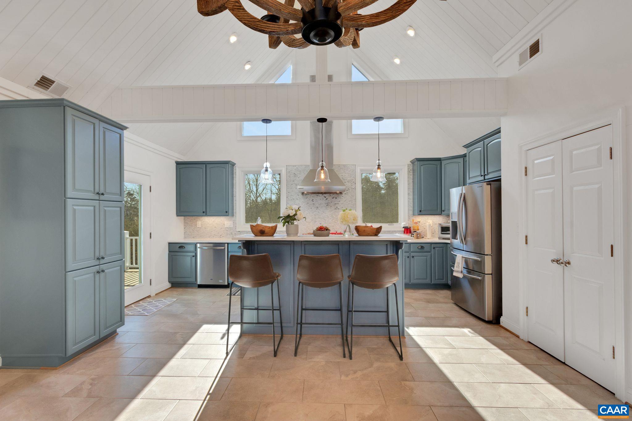 1302 Ponderosa Dr
