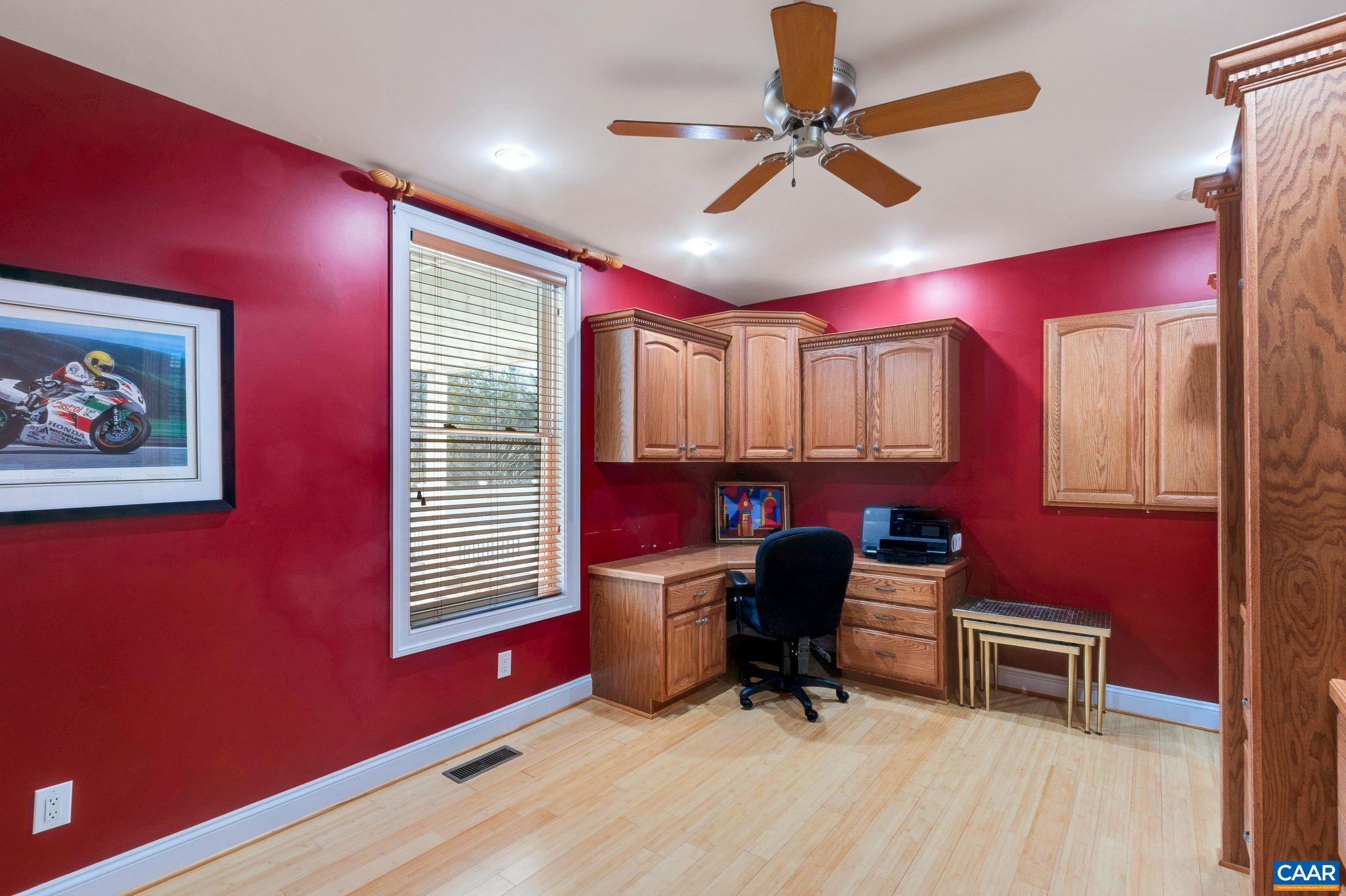 1302 Ponderosa Dr