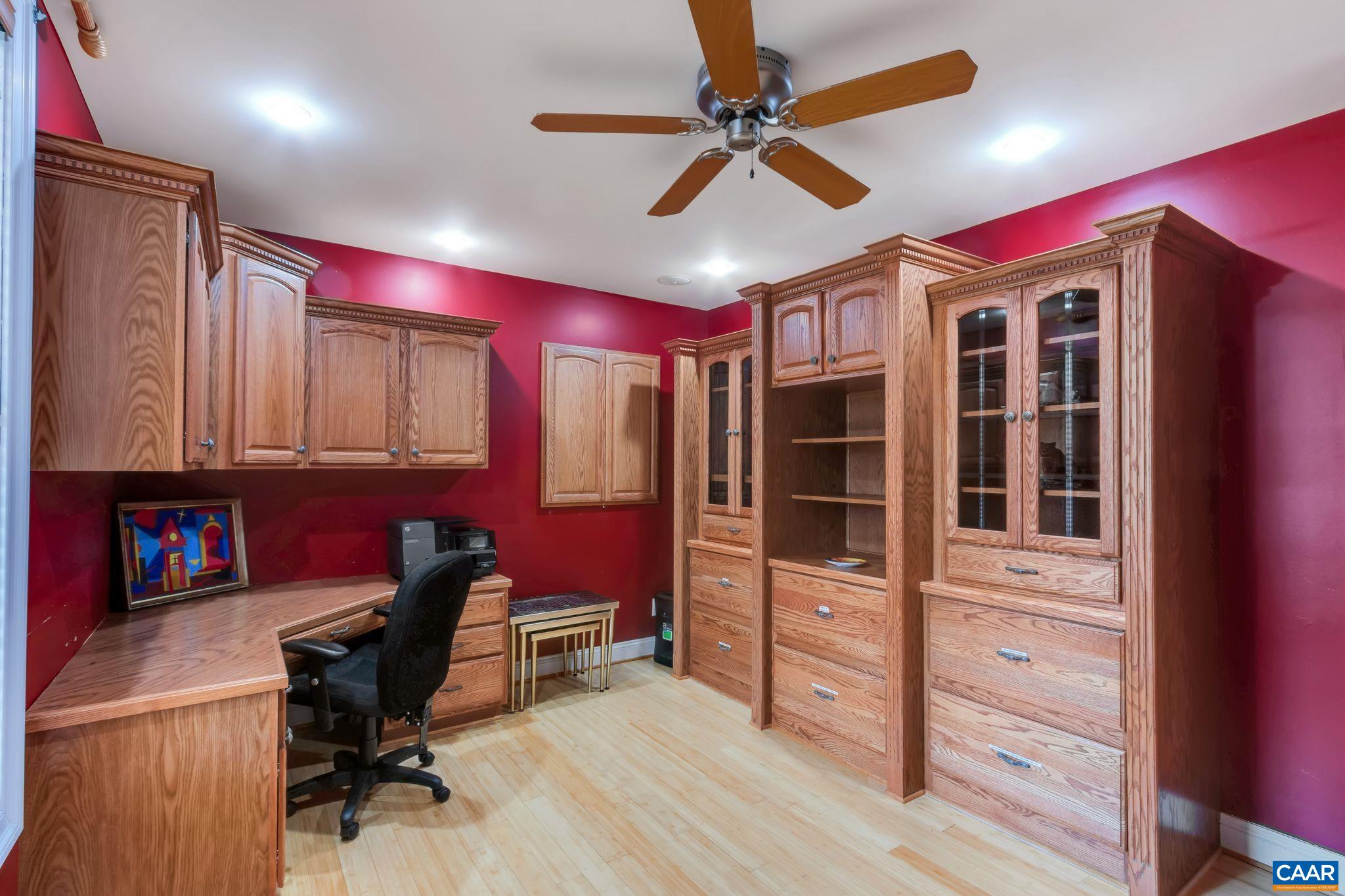 1302 Ponderosa Dr