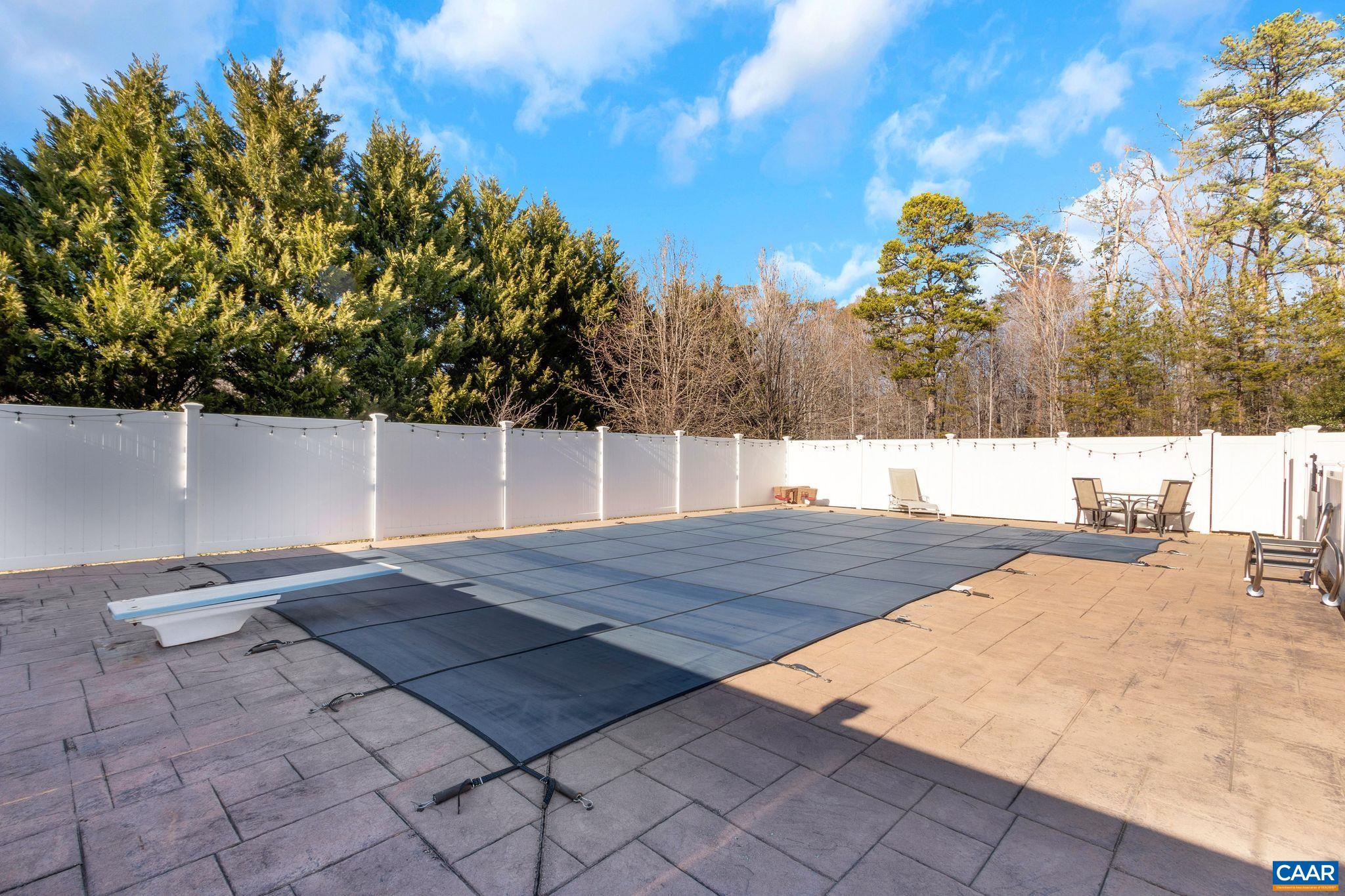 1302 Ponderosa Dr
