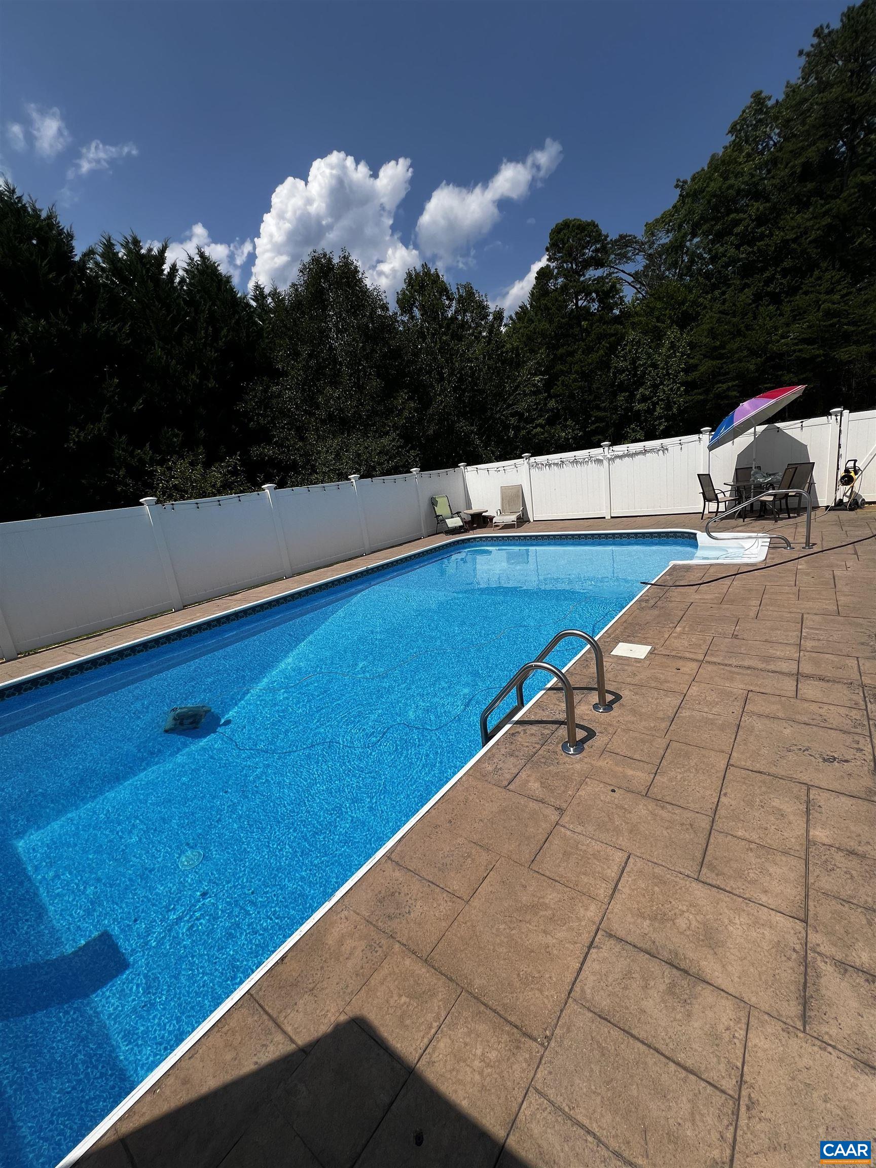 1302 Ponderosa Dr