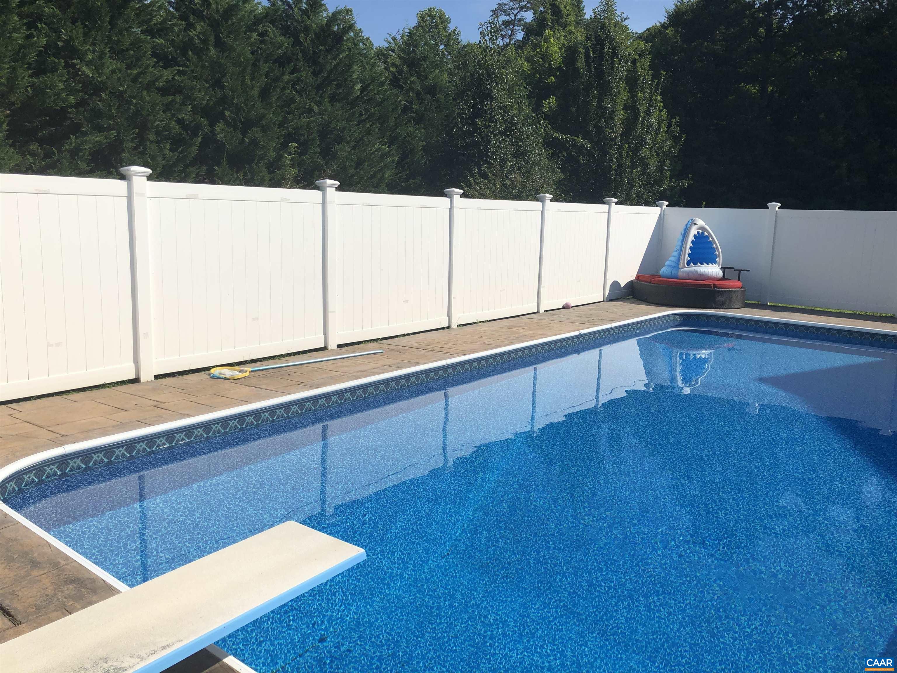 1302 Ponderosa Dr