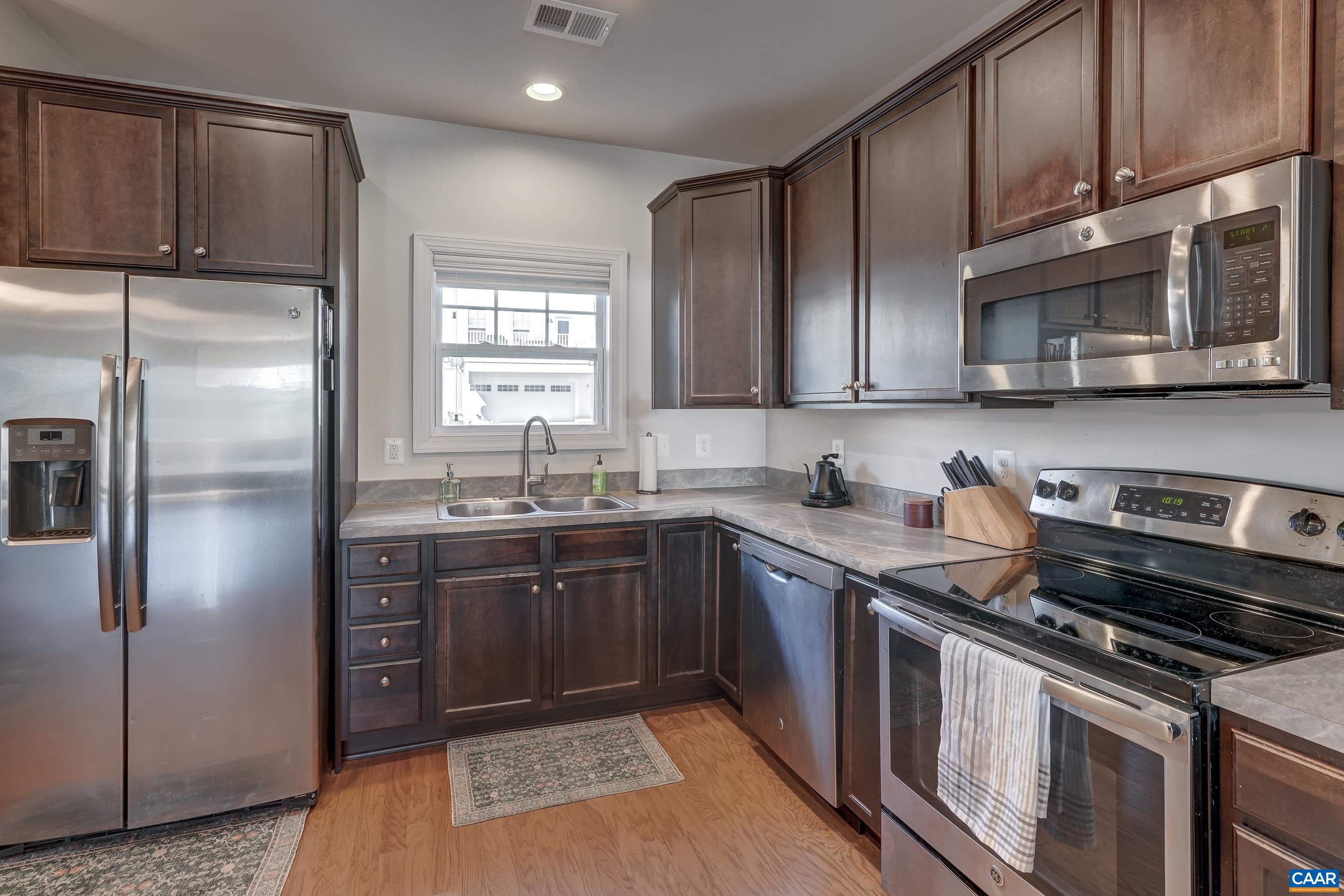 1255 Haden Pl