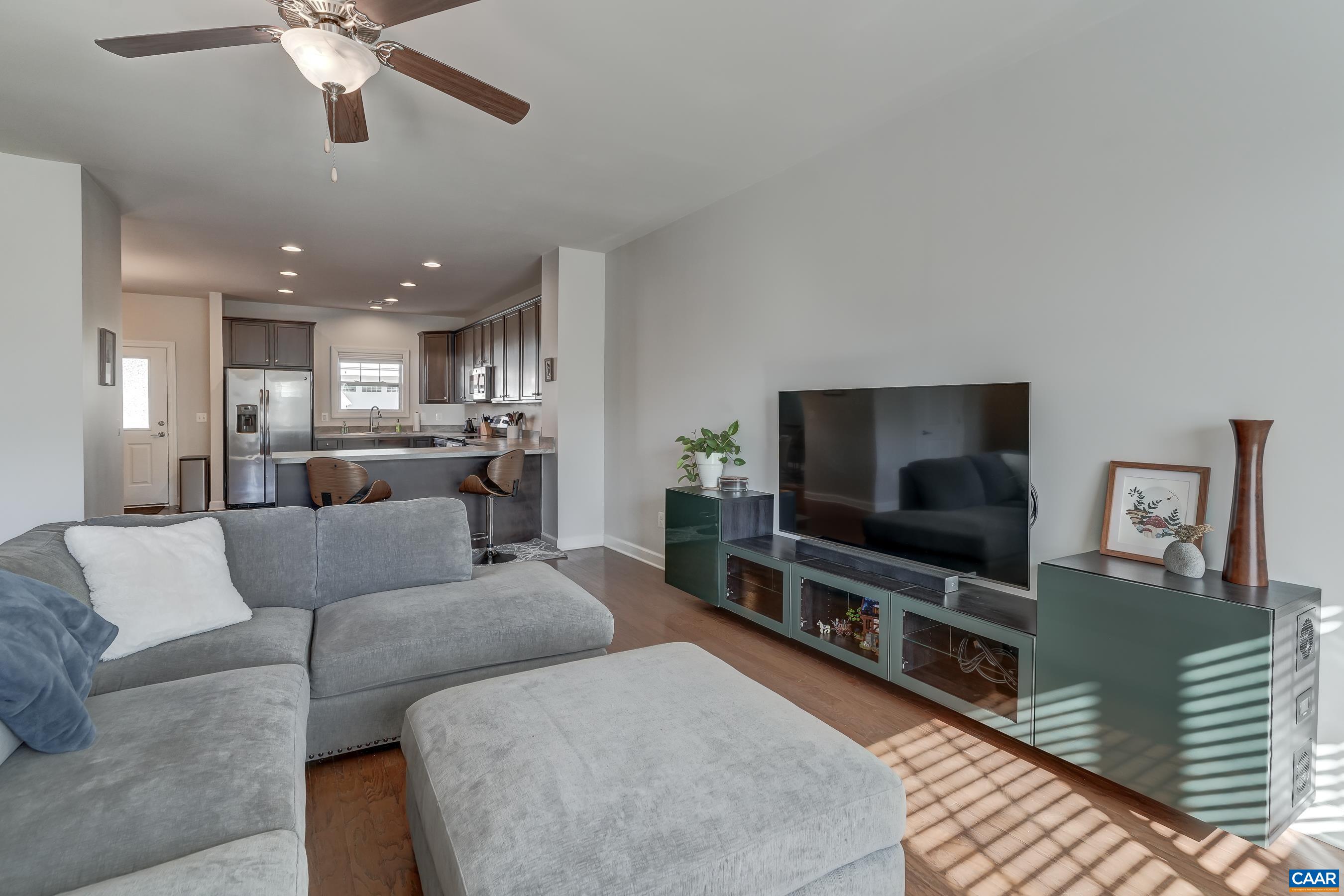 1255 Haden Pl