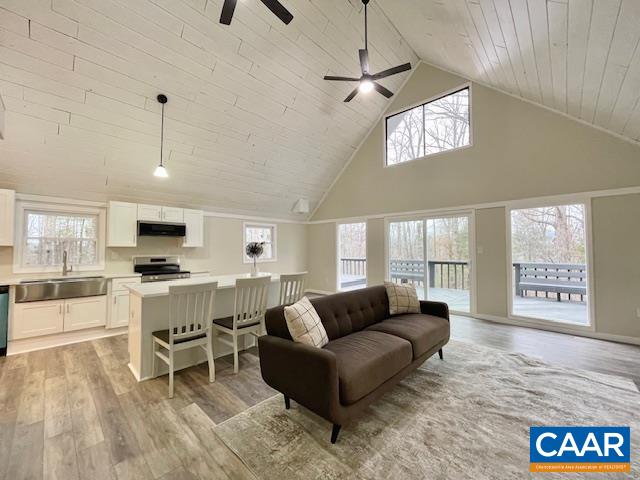 342 Flint Lake Rd