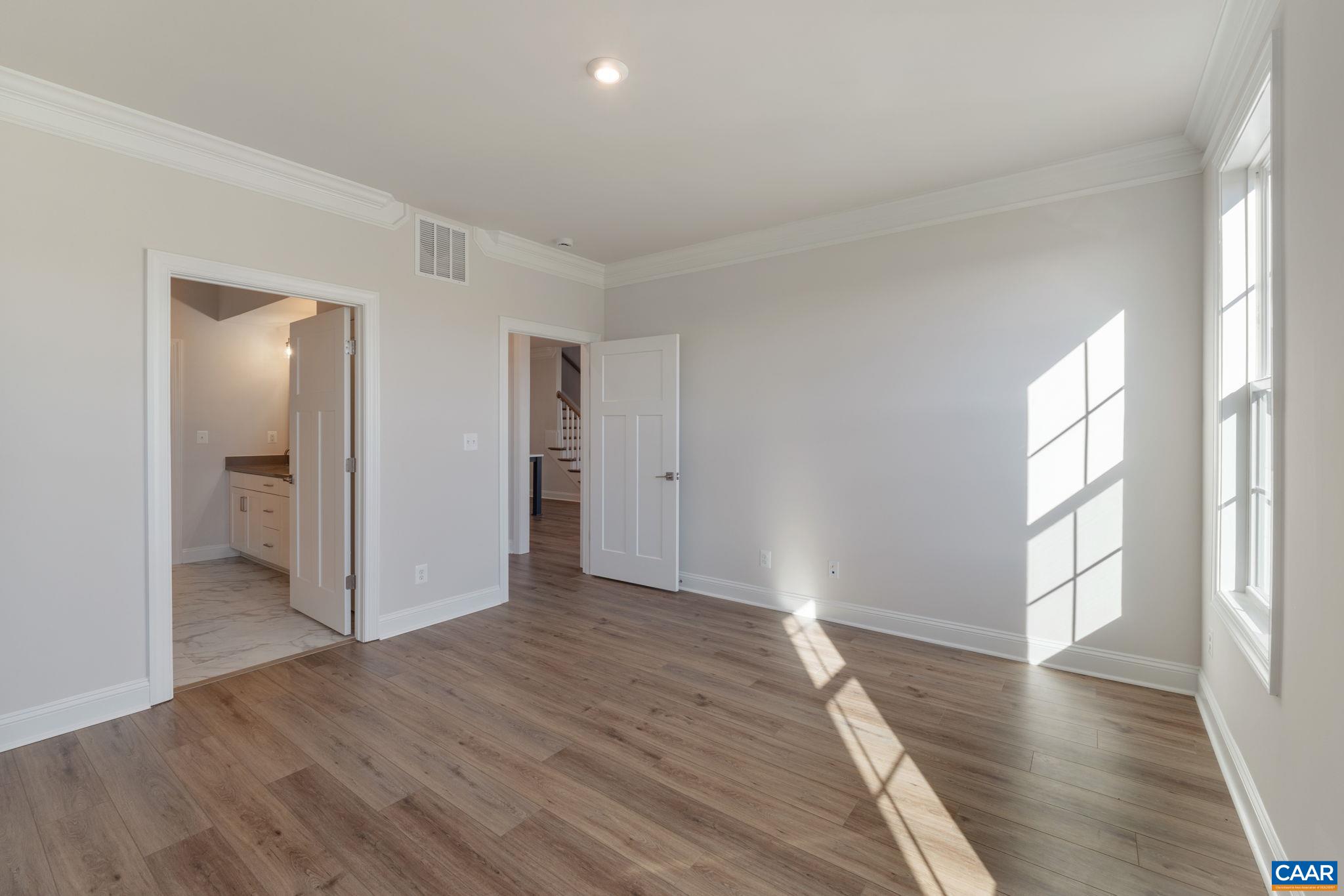 13 Bayberry Ln