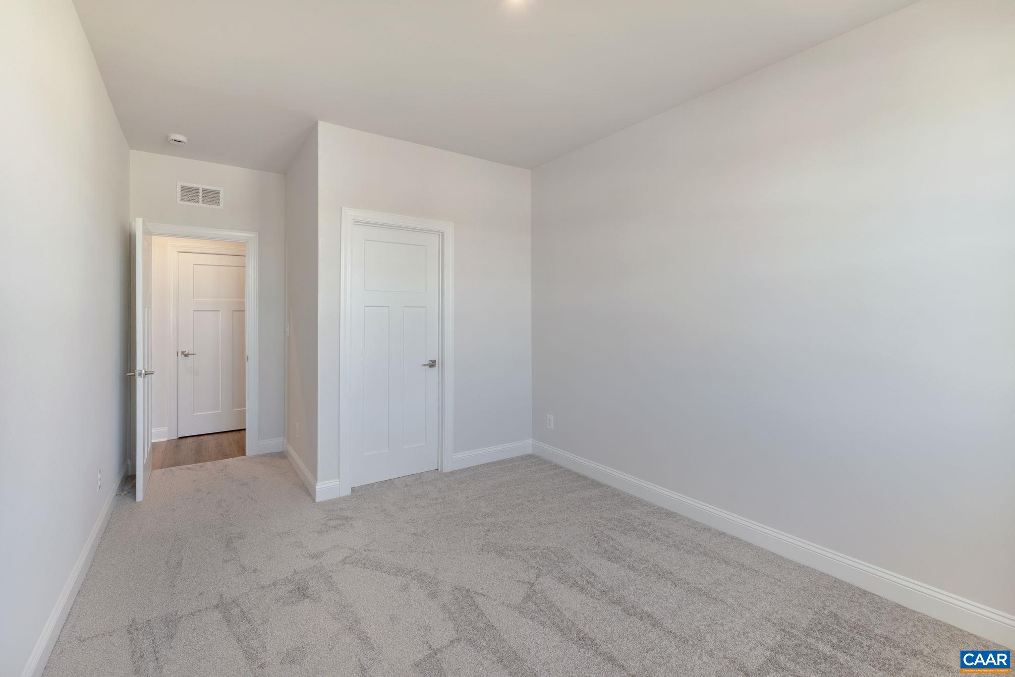 13 Bayberry Ln