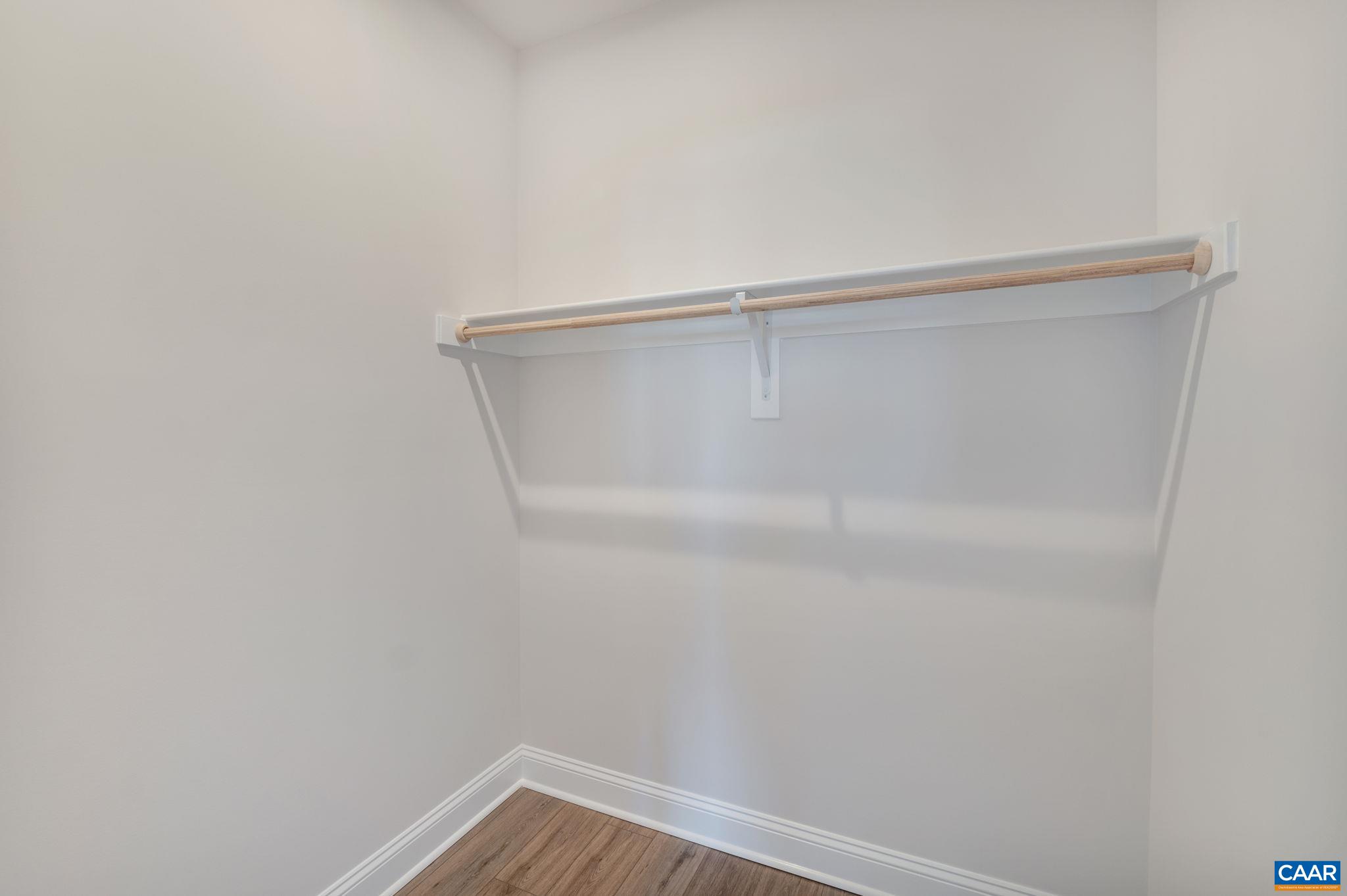13 Bayberry Ln