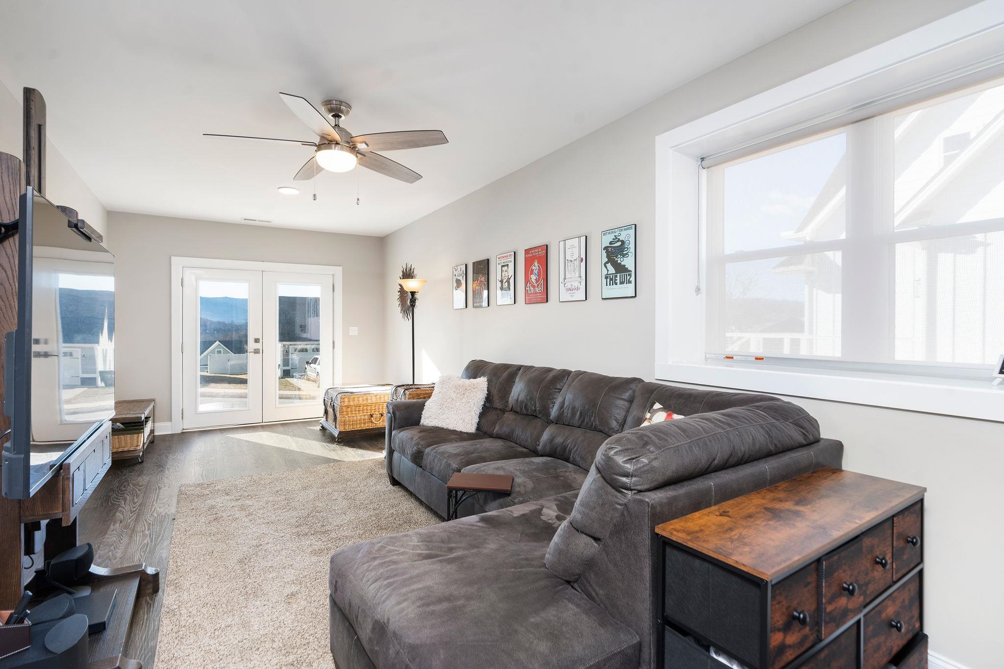 39 Mcilwee Ln