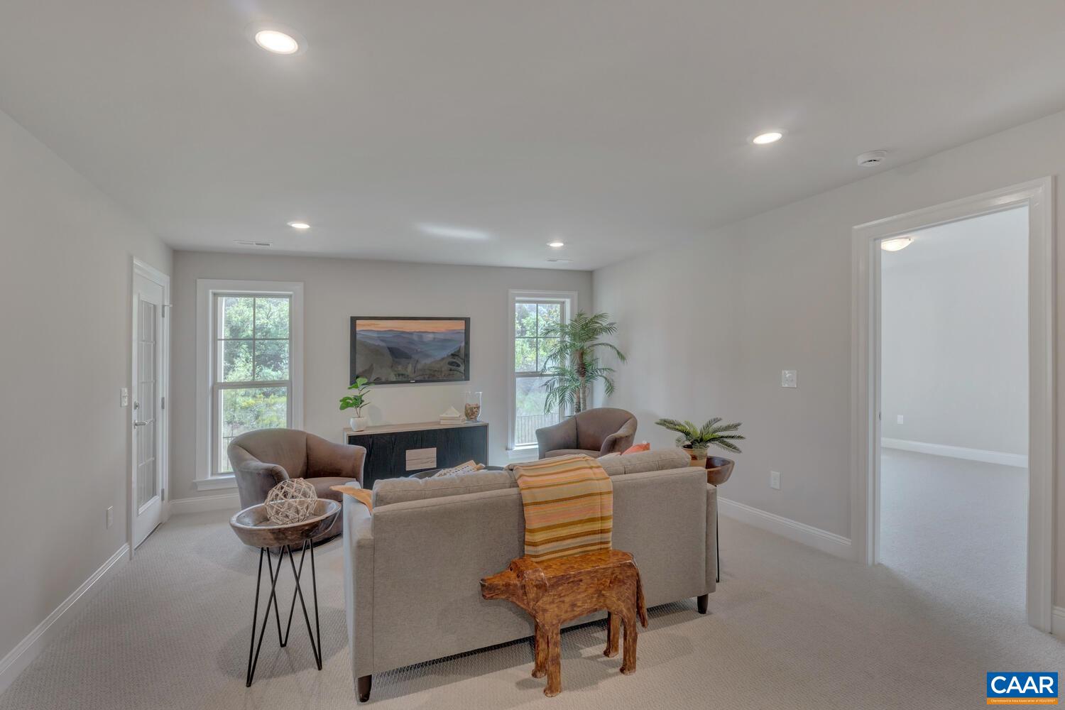 33 Fowler St