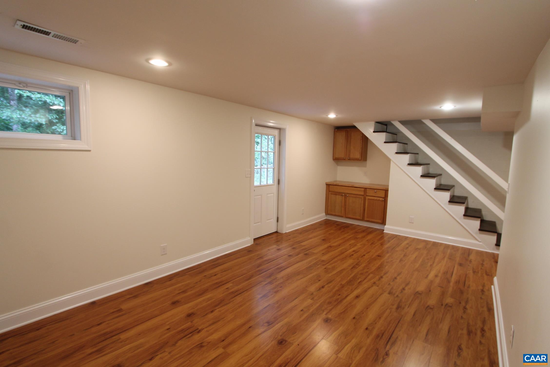 616 Elizabeth Ave