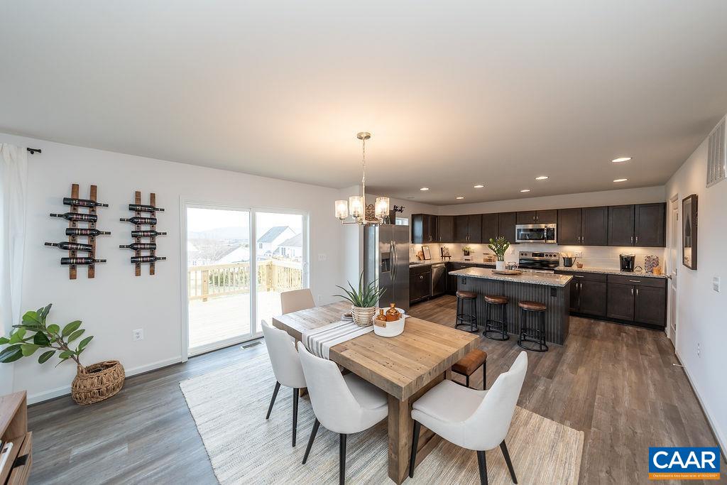 27 Sweetview Ct