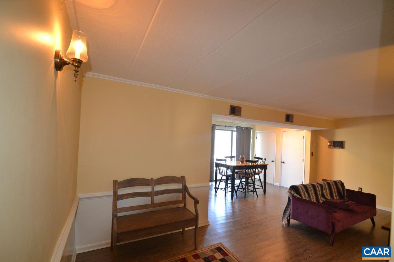 3 Spring Ct