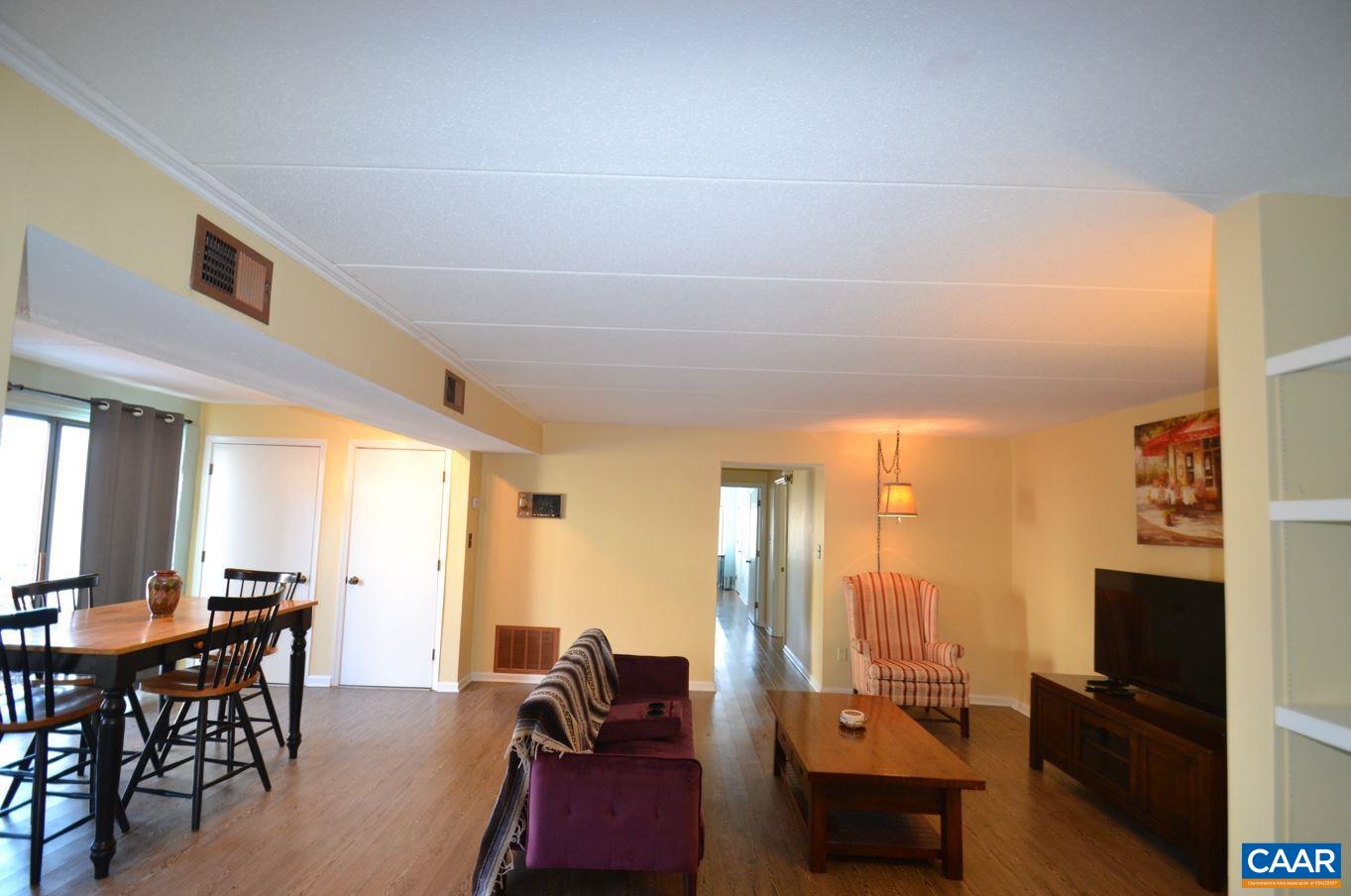 3 Spring Ct