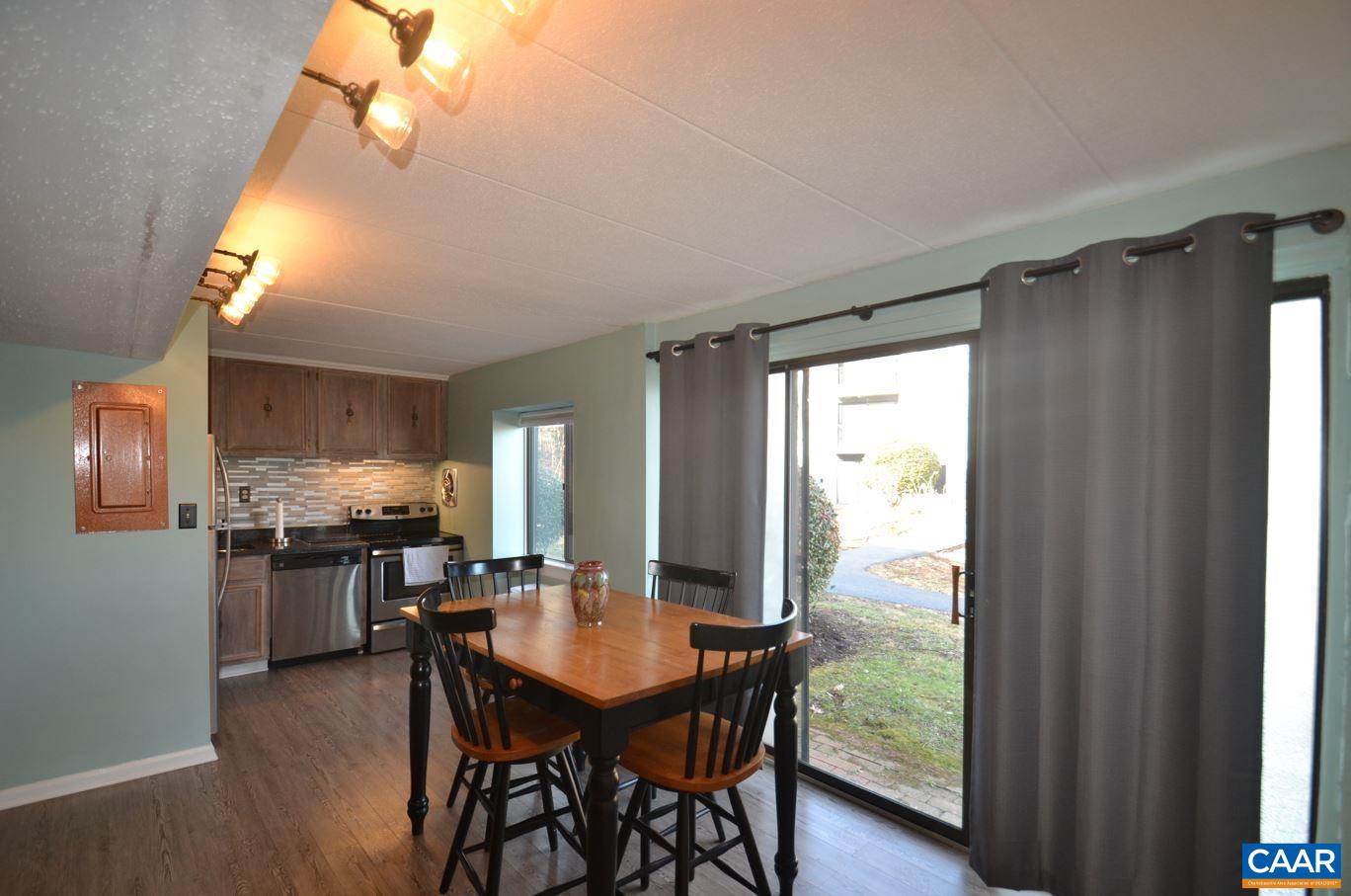 3 Spring Ct