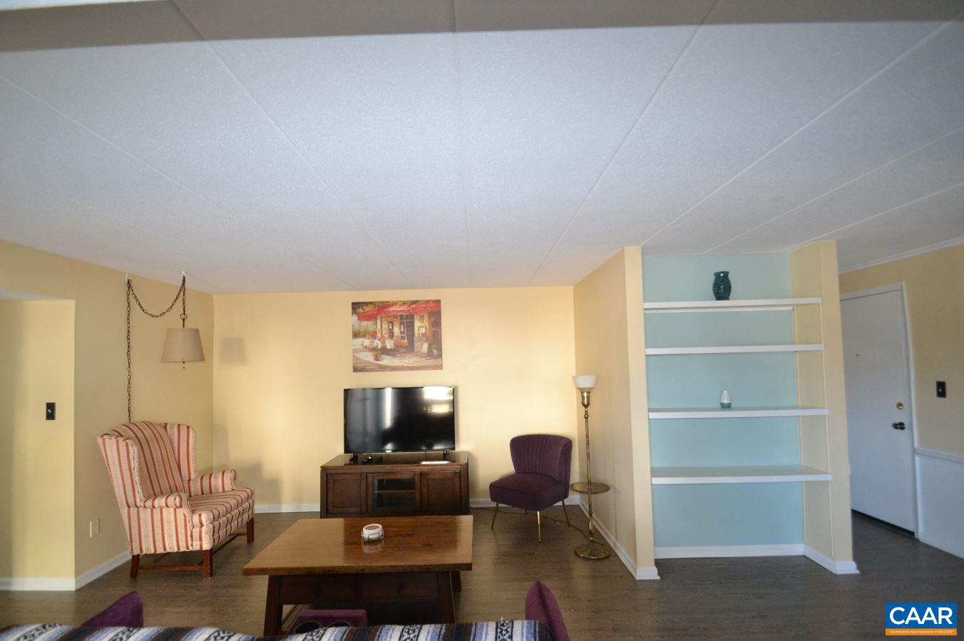 3 Spring Ct