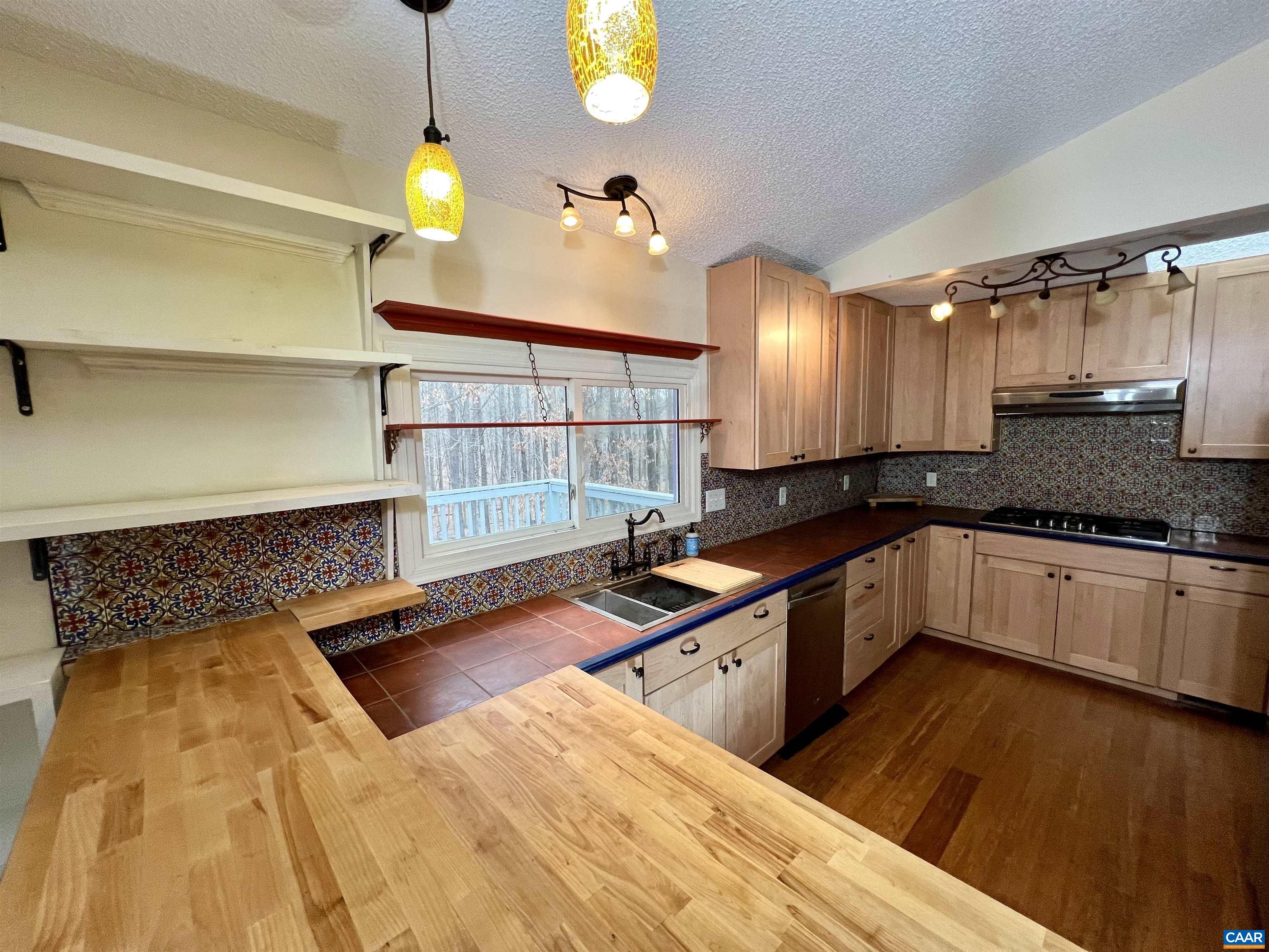 3264 Martin Kings Rd