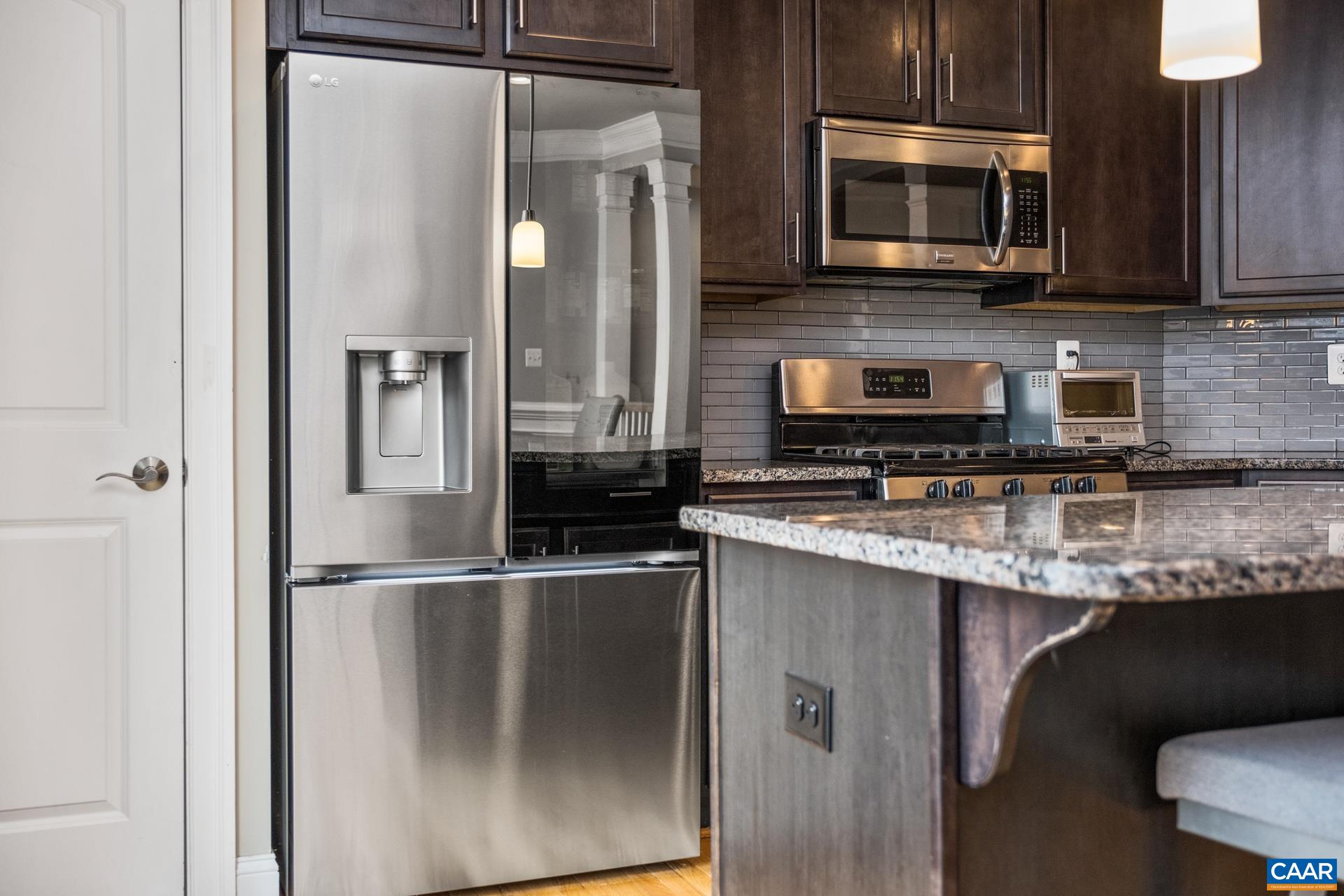 2144 Avinity Loop