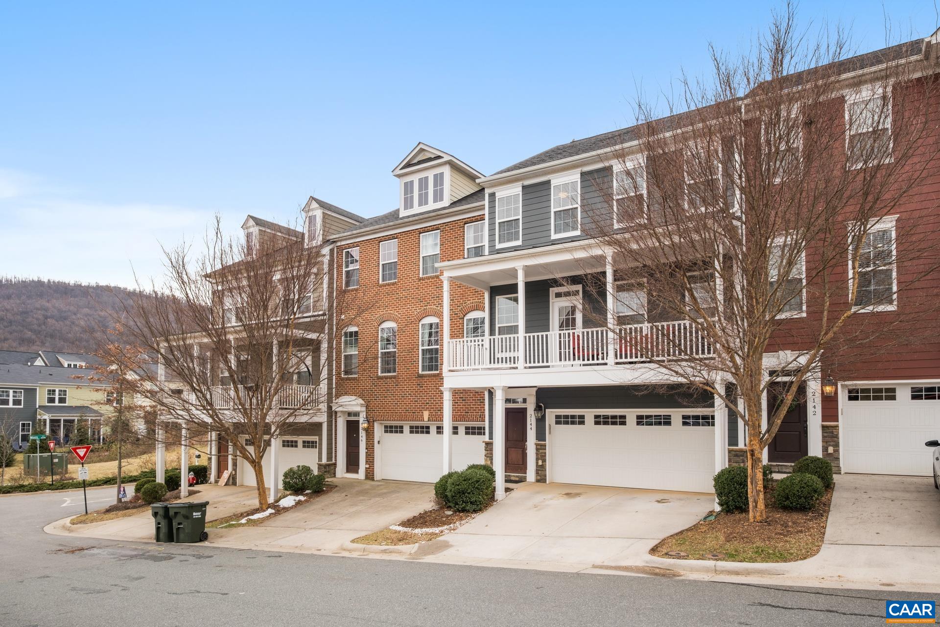 2144 Avinity Loop