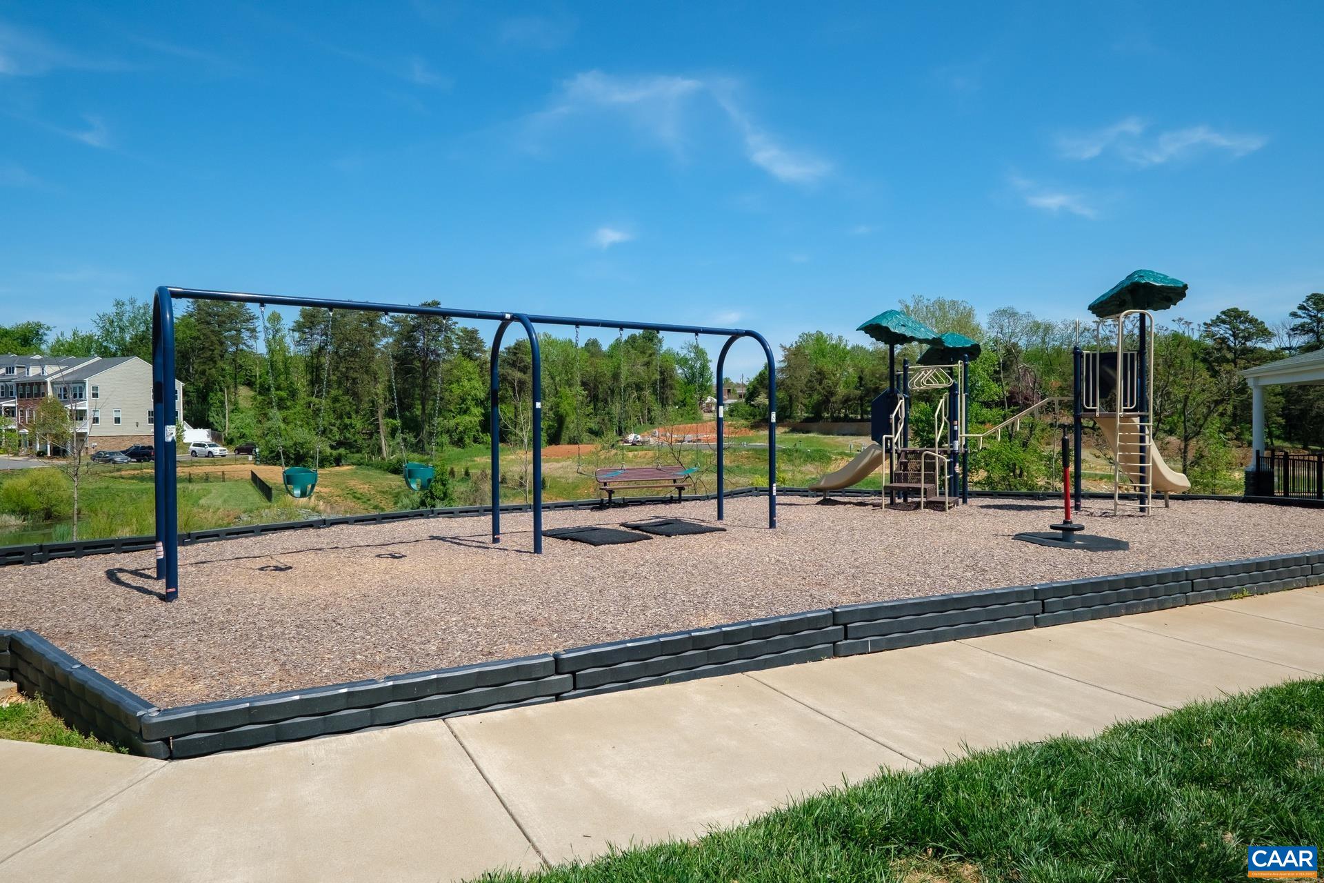 2144 Avinity Loop