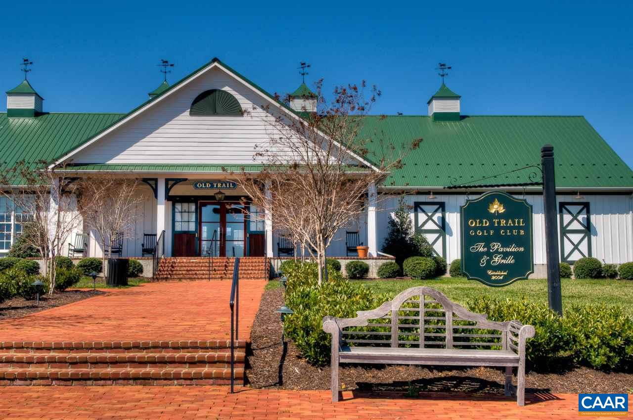 40 Golf Dr