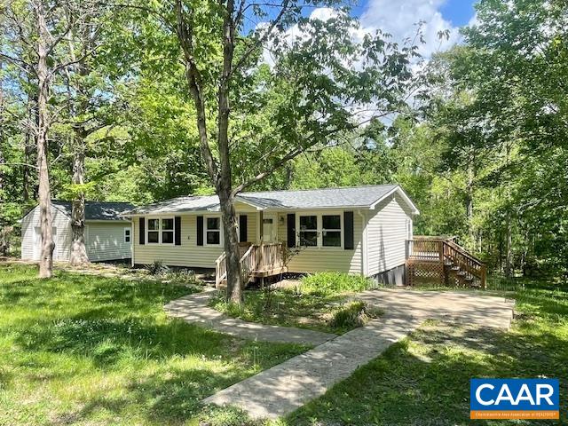 3666 Green Creek Rd