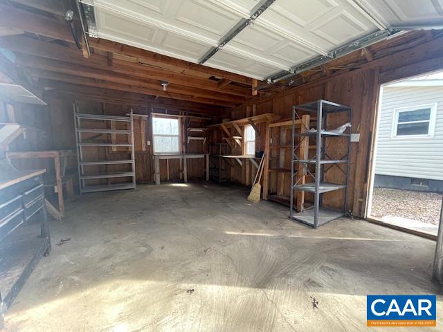3666 Green Creek Rd