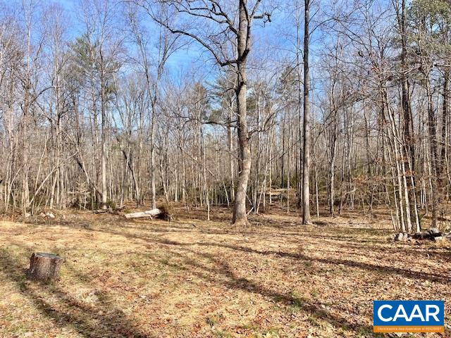 3666 Green Creek Rd