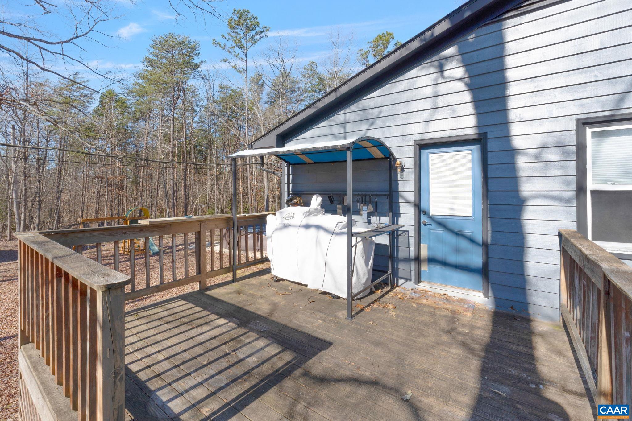 2153 Dogwood Dr