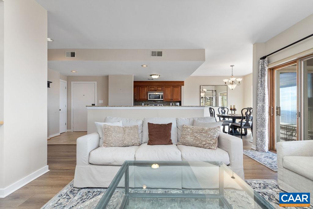 1637 Overlook Condos