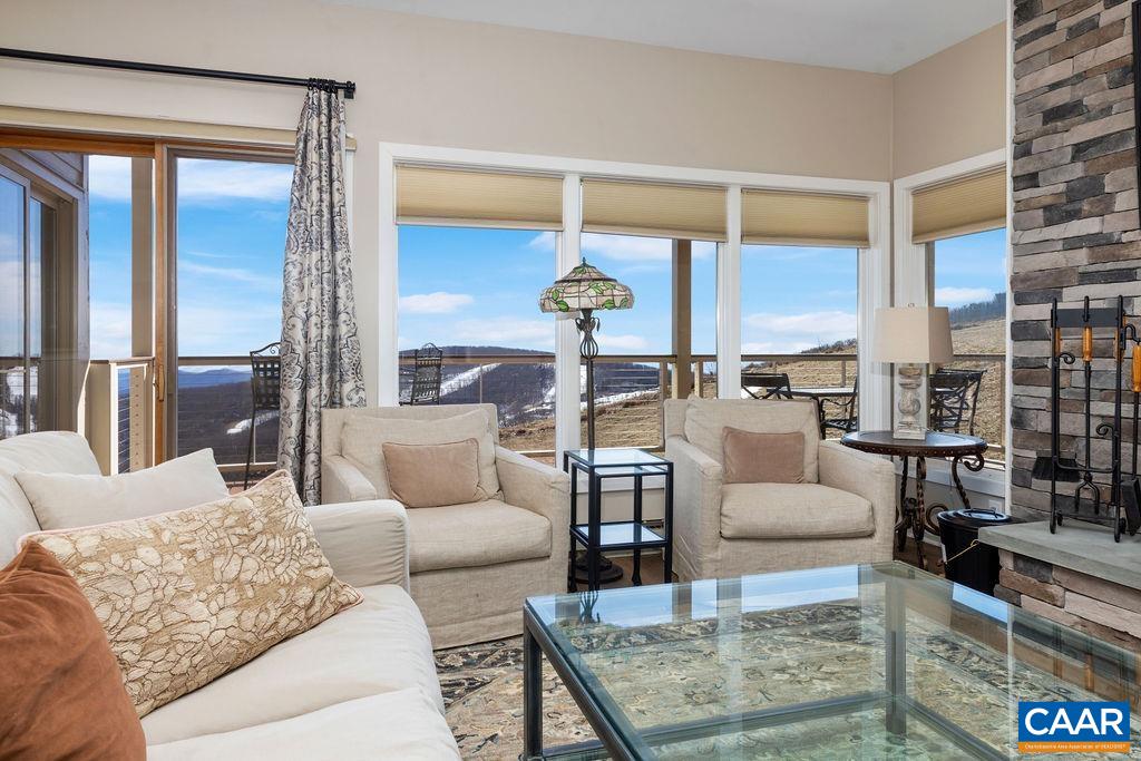 1637 Overlook Condos