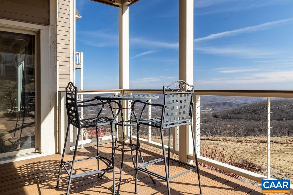 1637 Overlook Condos