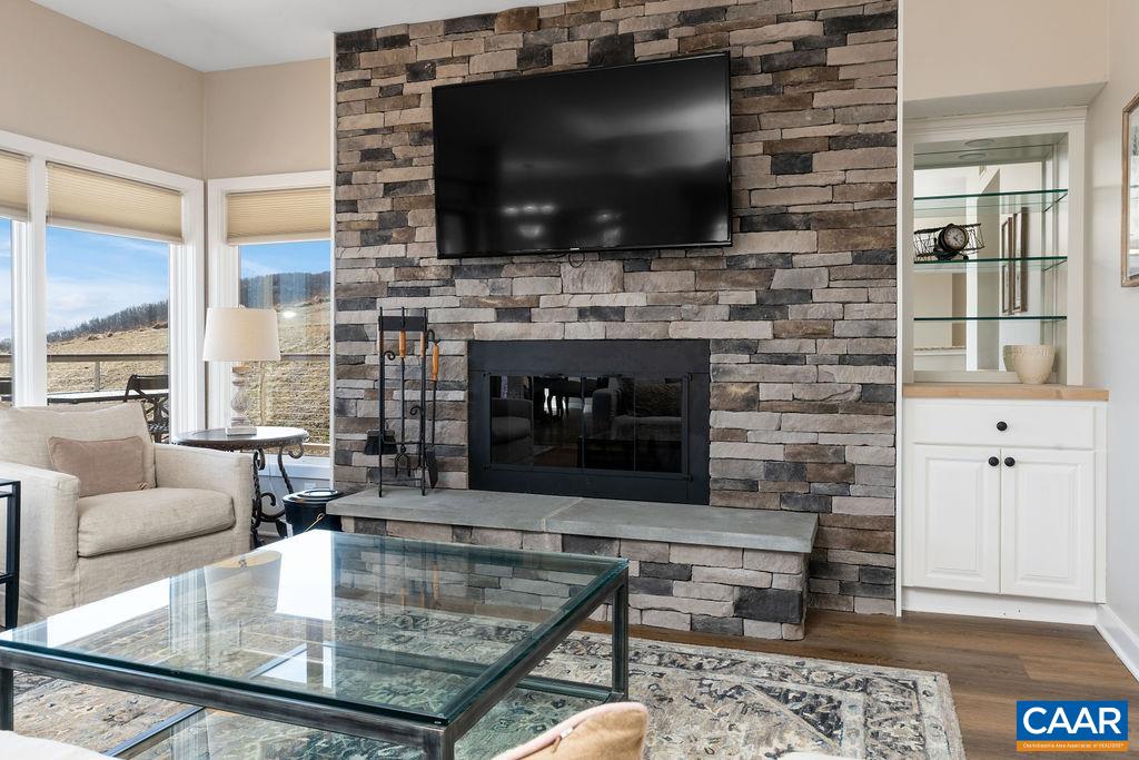 1637 Overlook Condos