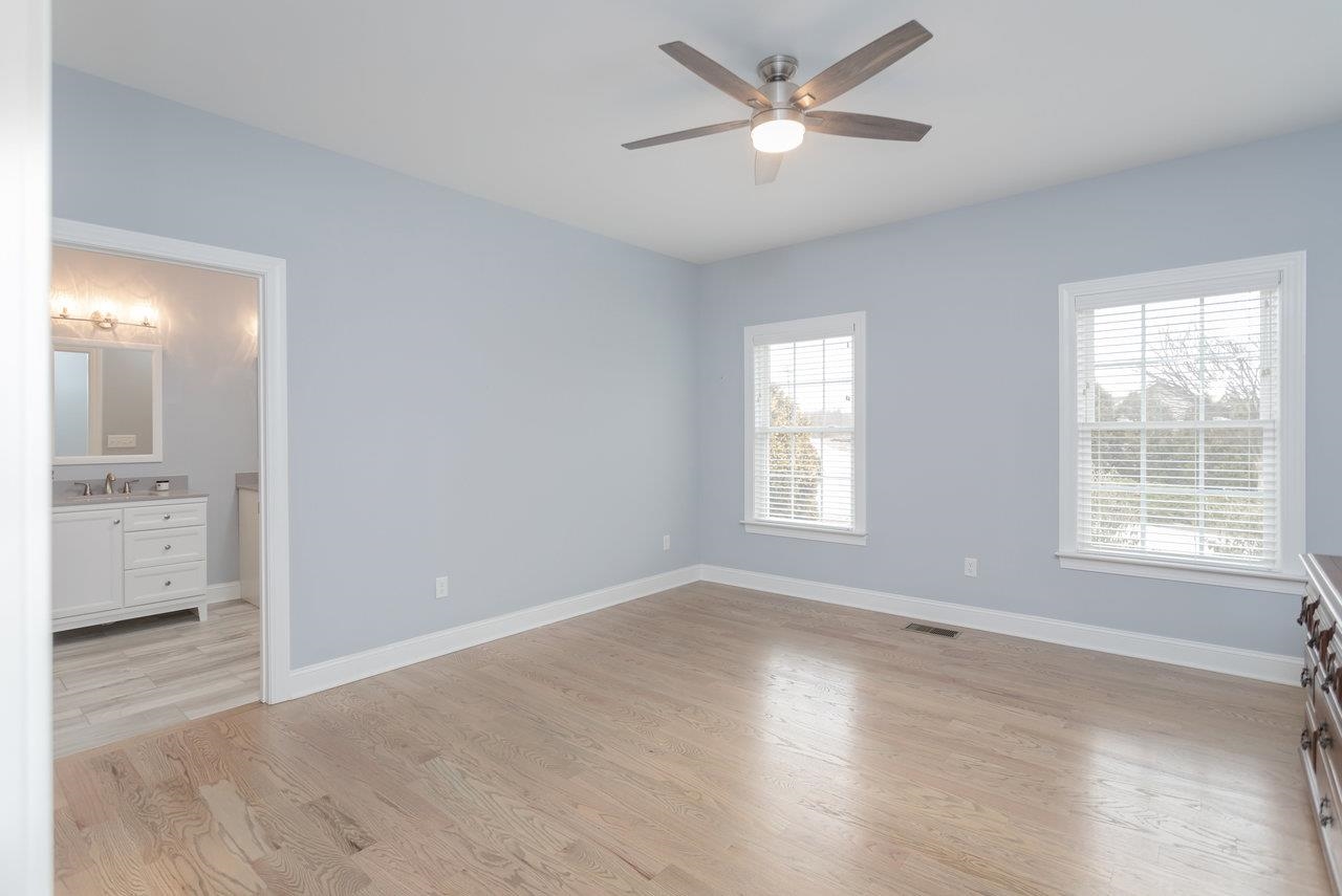 215 Heather Ln