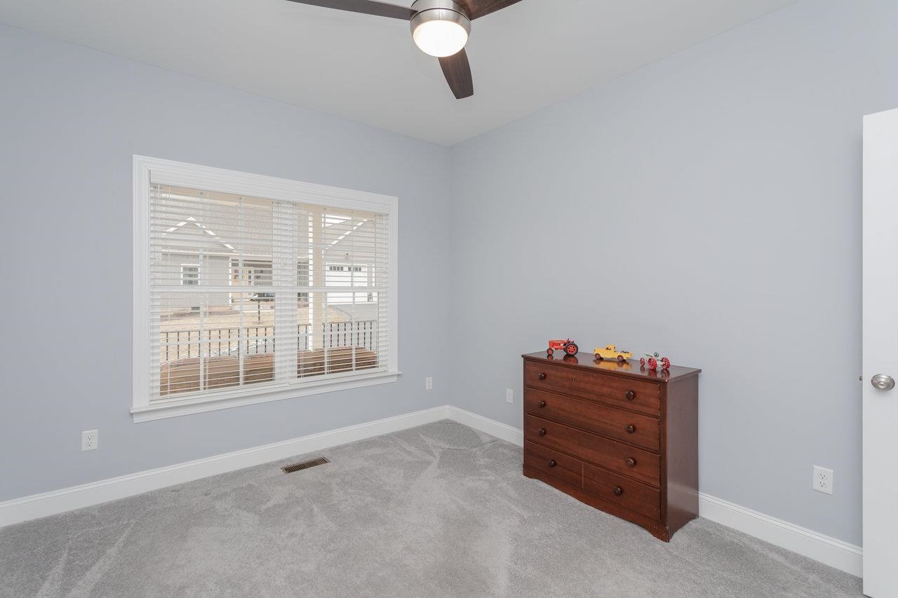215 Heather Ln