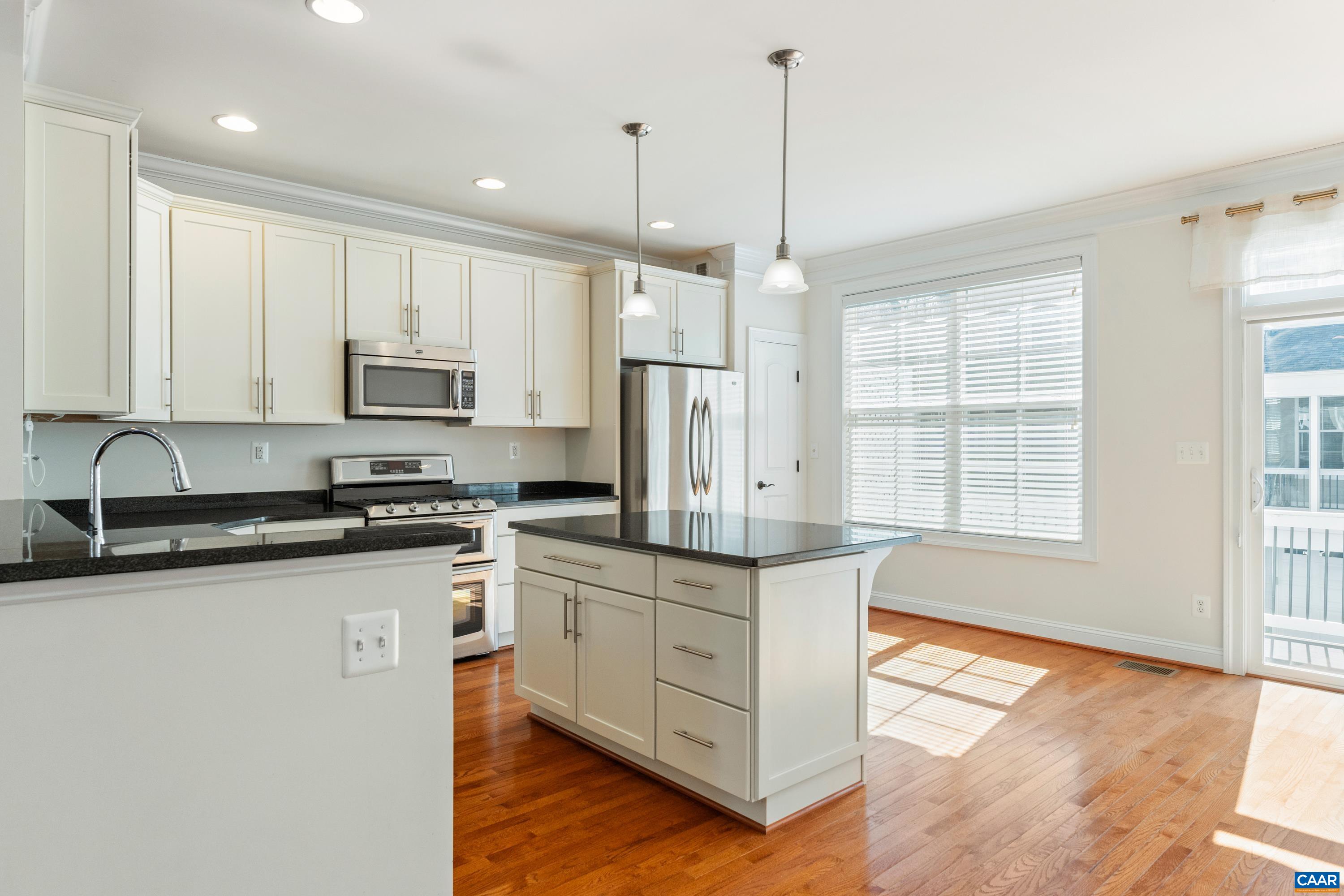 408 Samara Ct
