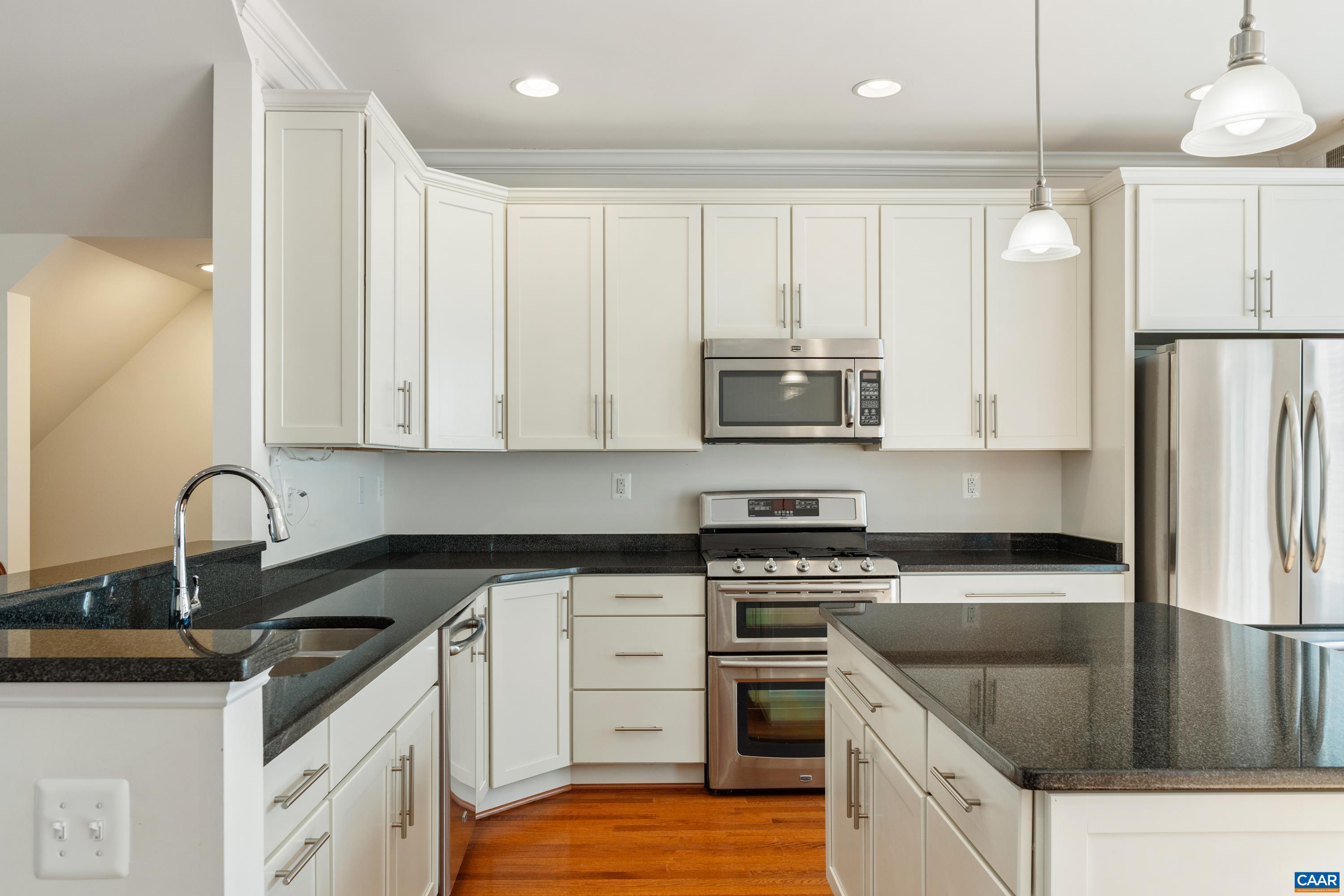 408 Samara Ct