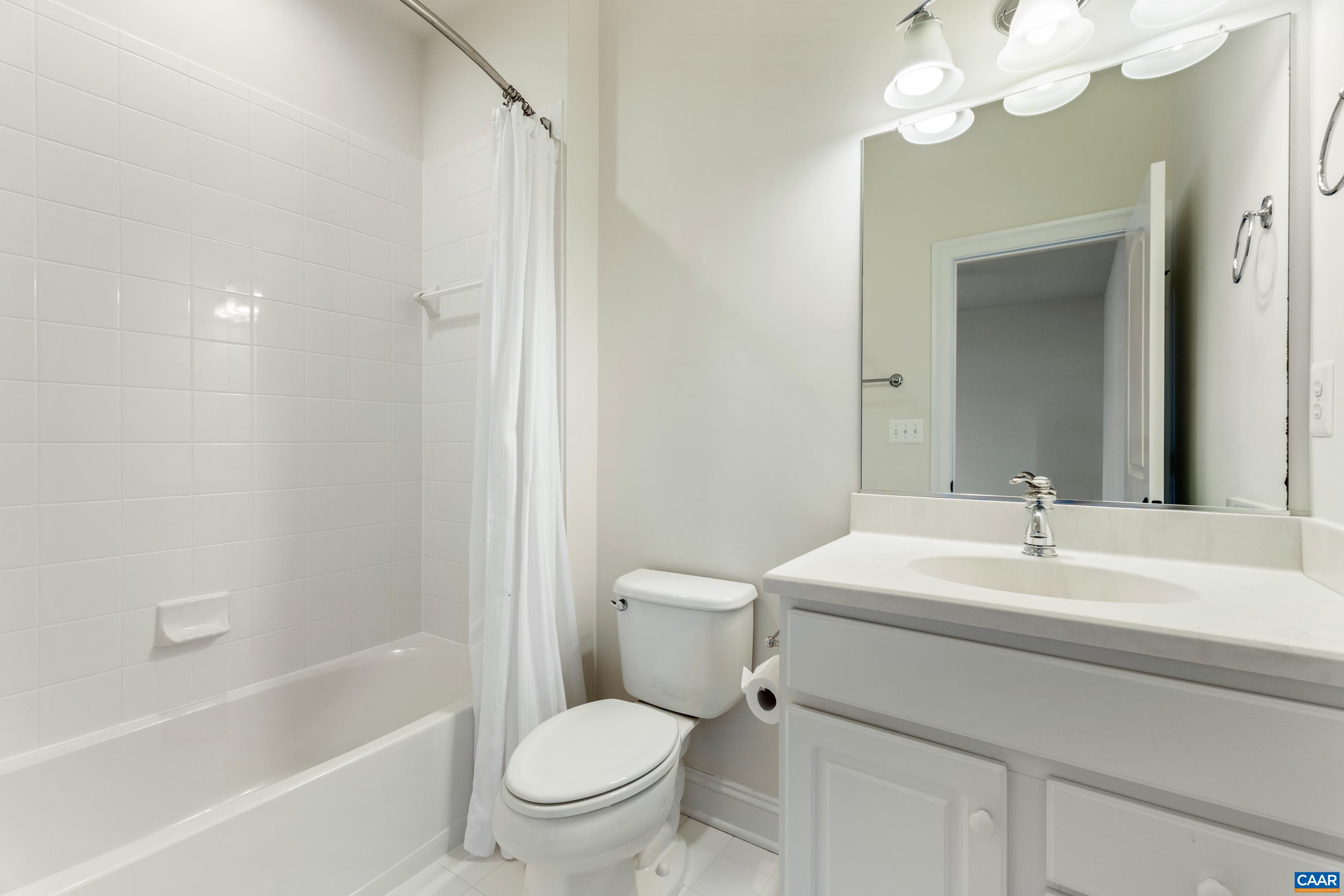 408 Samara Ct