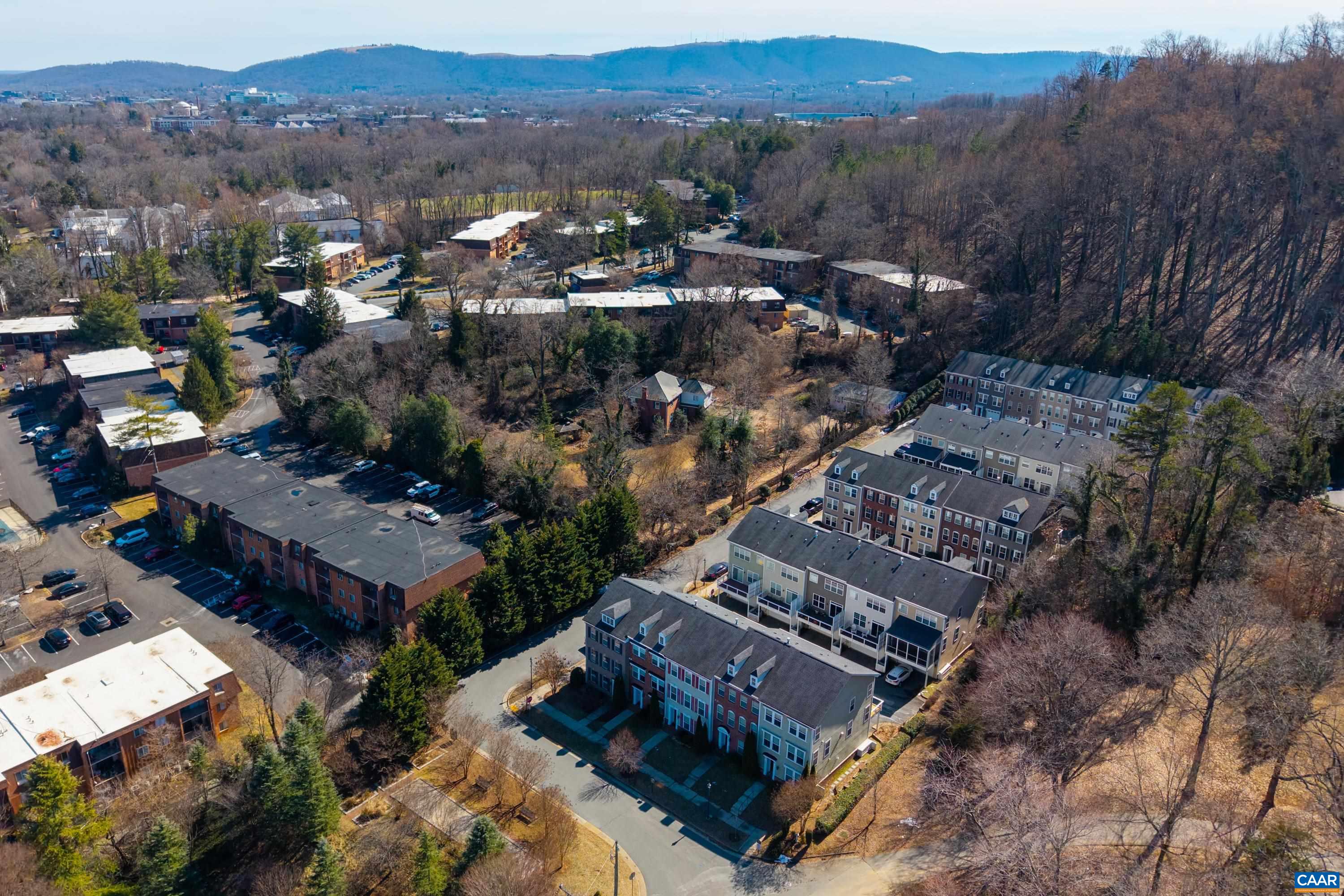 408 Samara Ct
