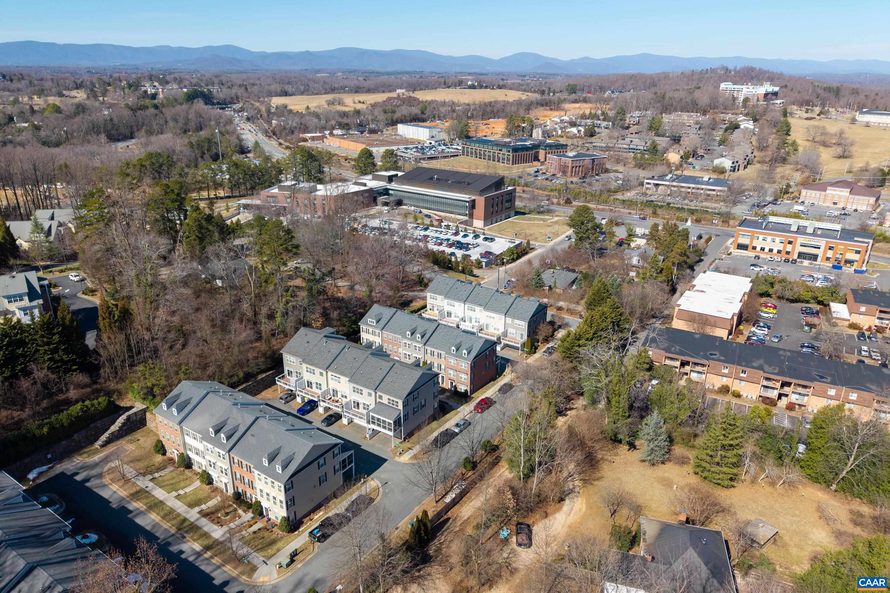 408 Samara Ct