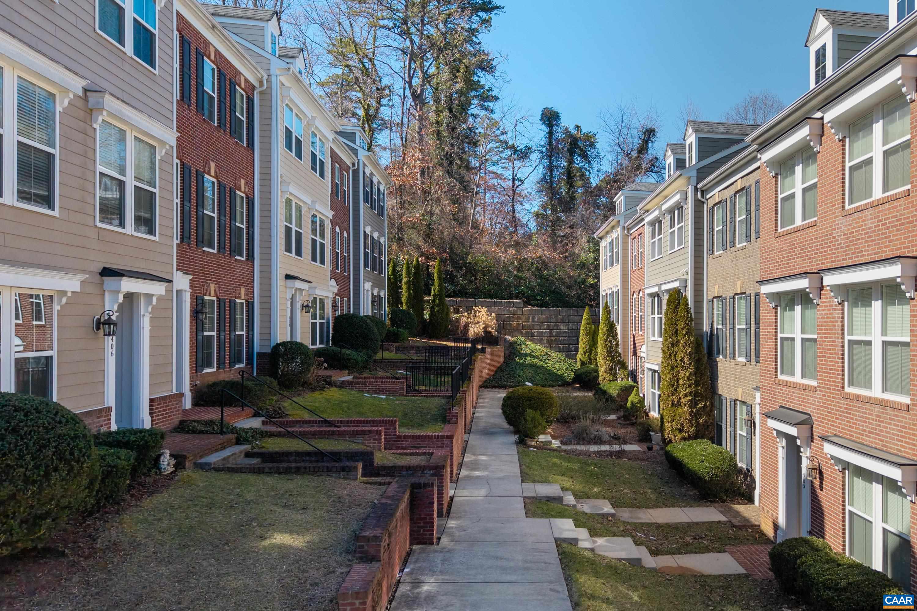 408 Samara Ct