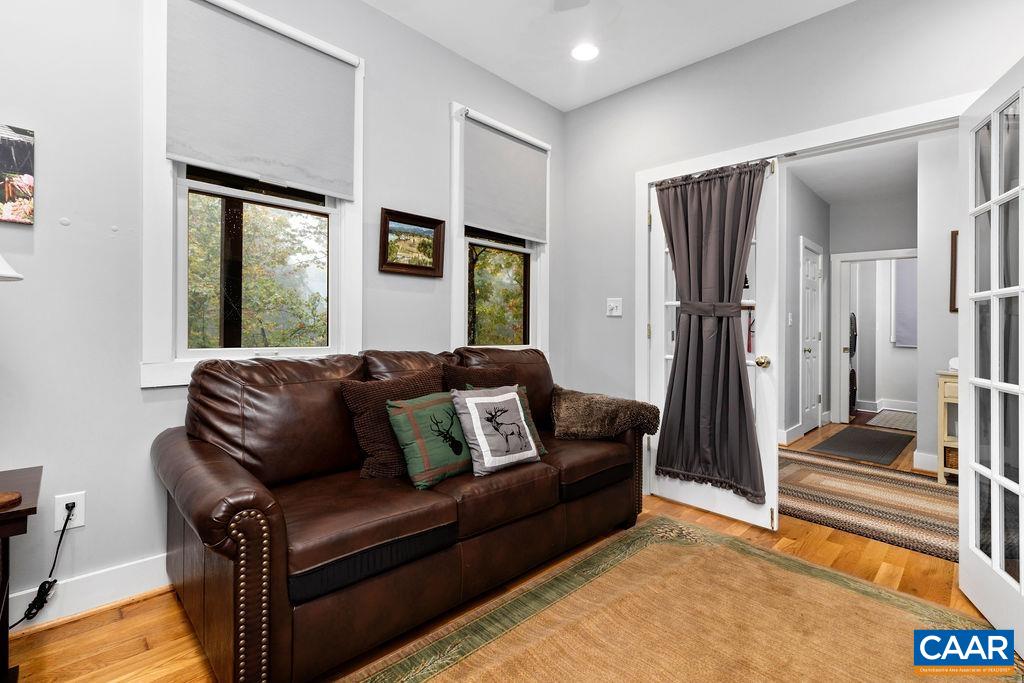 102 Devils Knob Loop