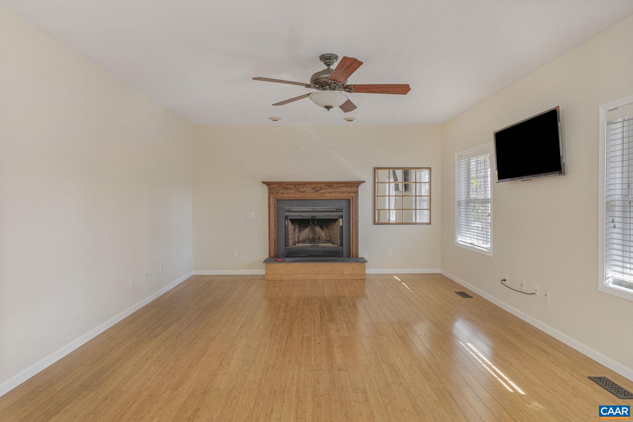 1466 Hidden Valleys Rd