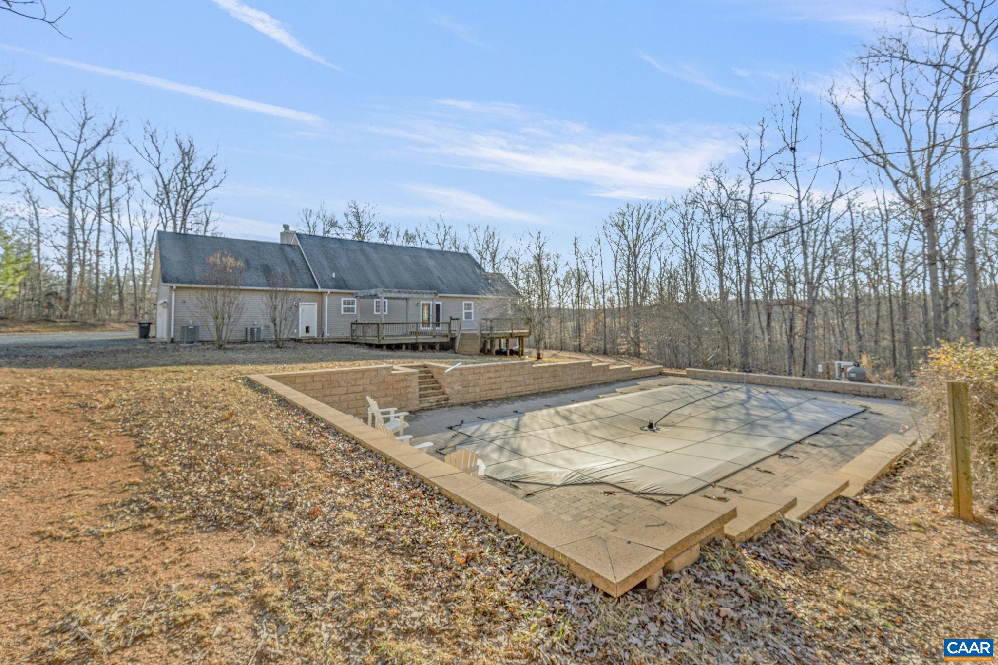 1466 Hidden Valleys Rd