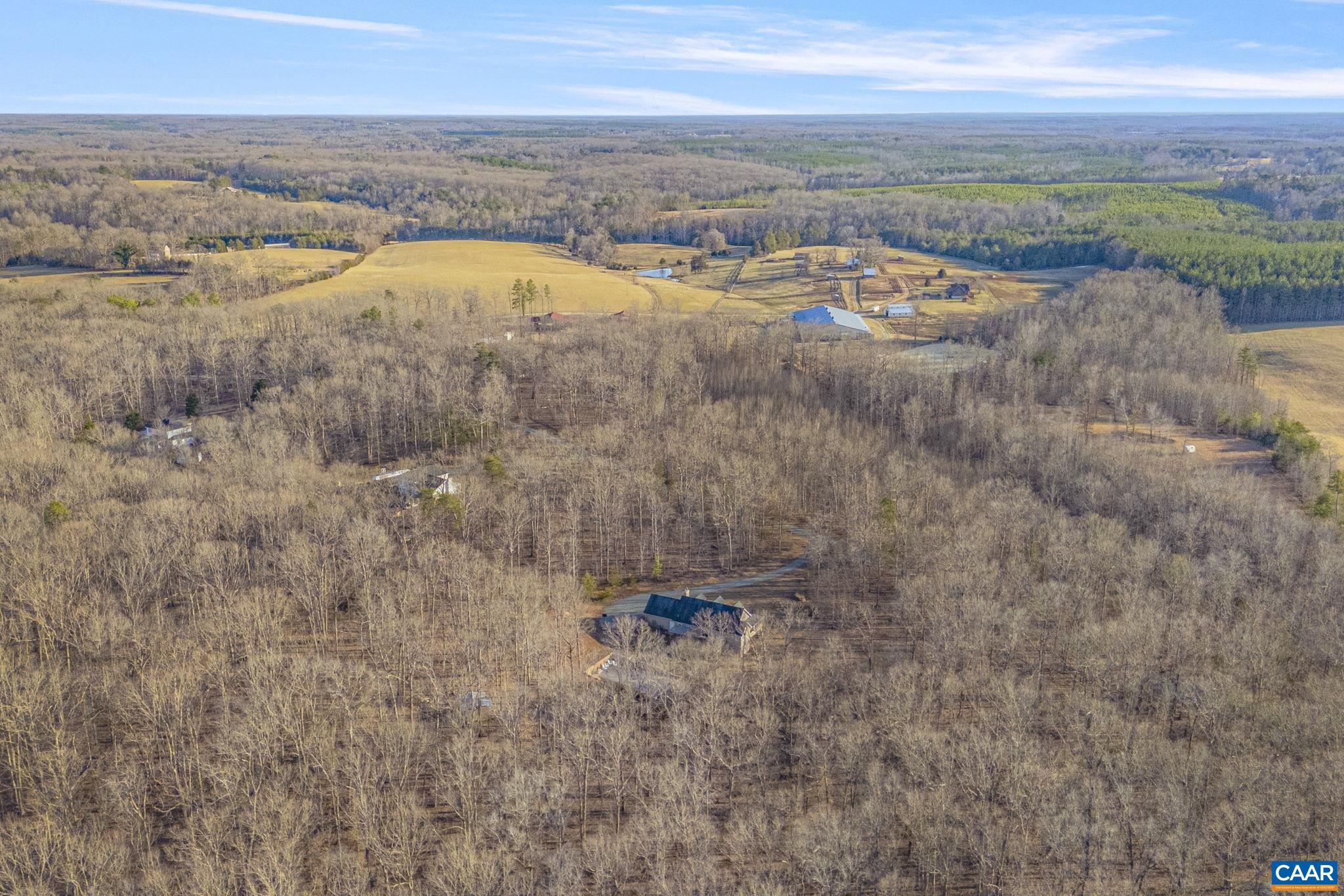 1466 Hidden Valleys Rd