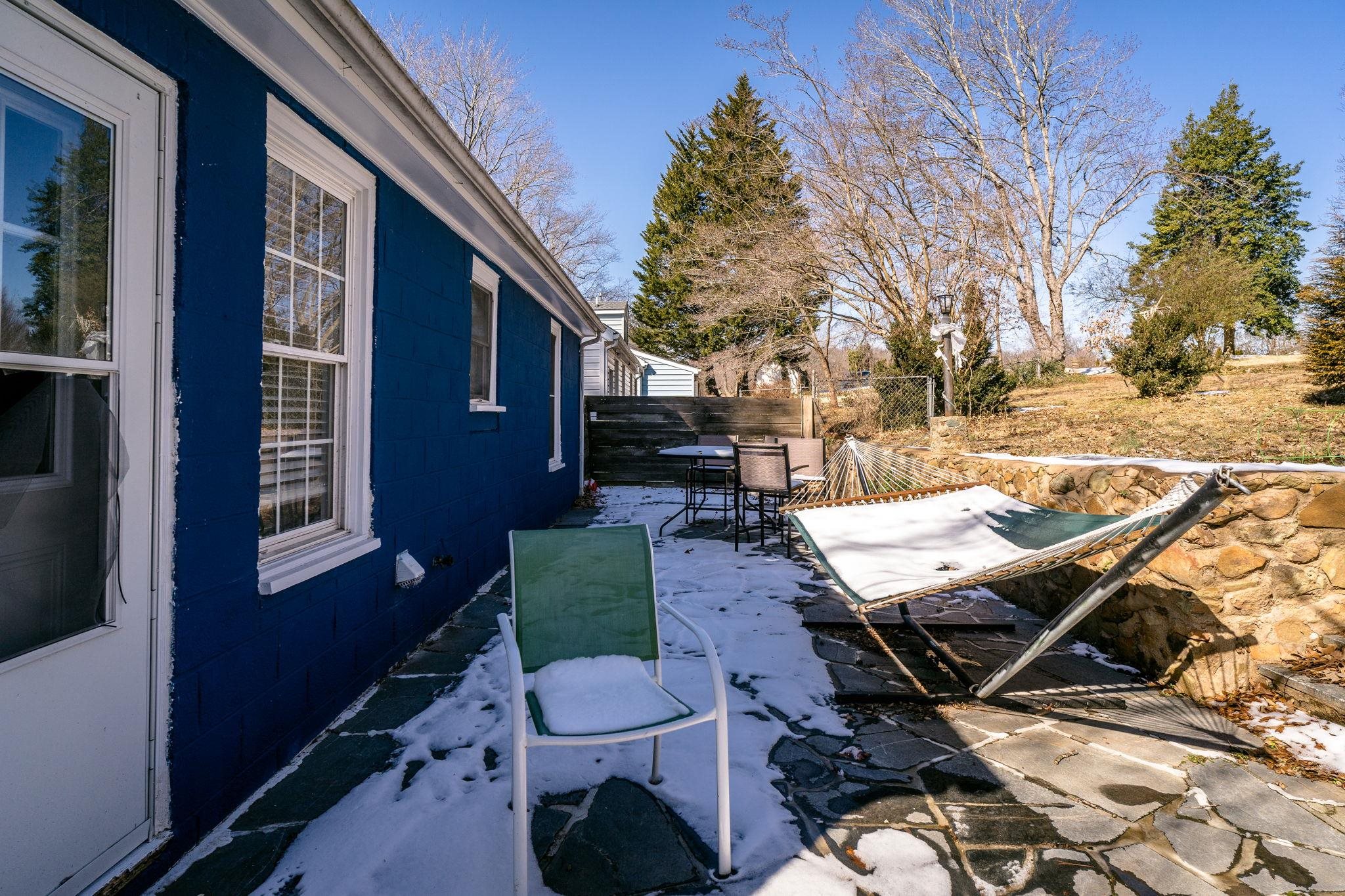 212 Shamrock Rd