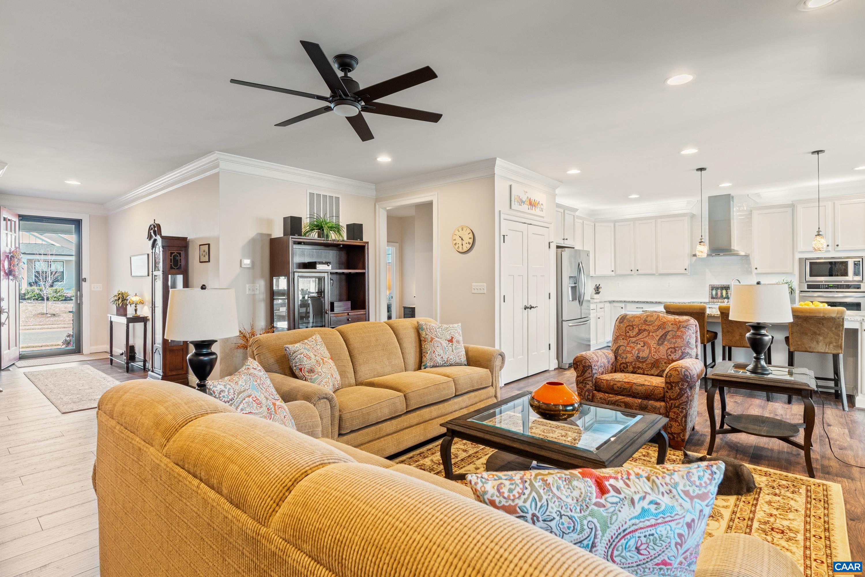 112 Crepe Myrtle Dr