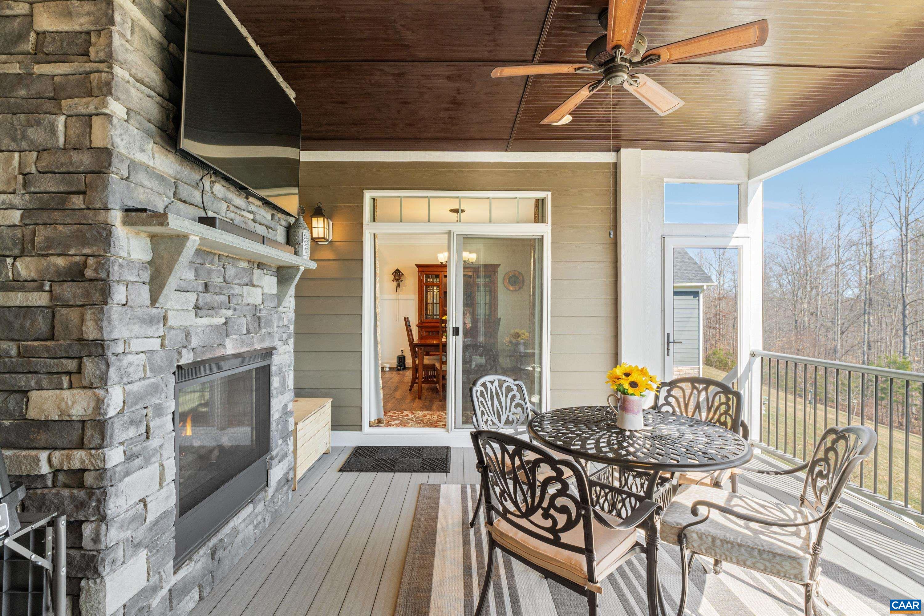 112 Crepe Myrtle Dr
