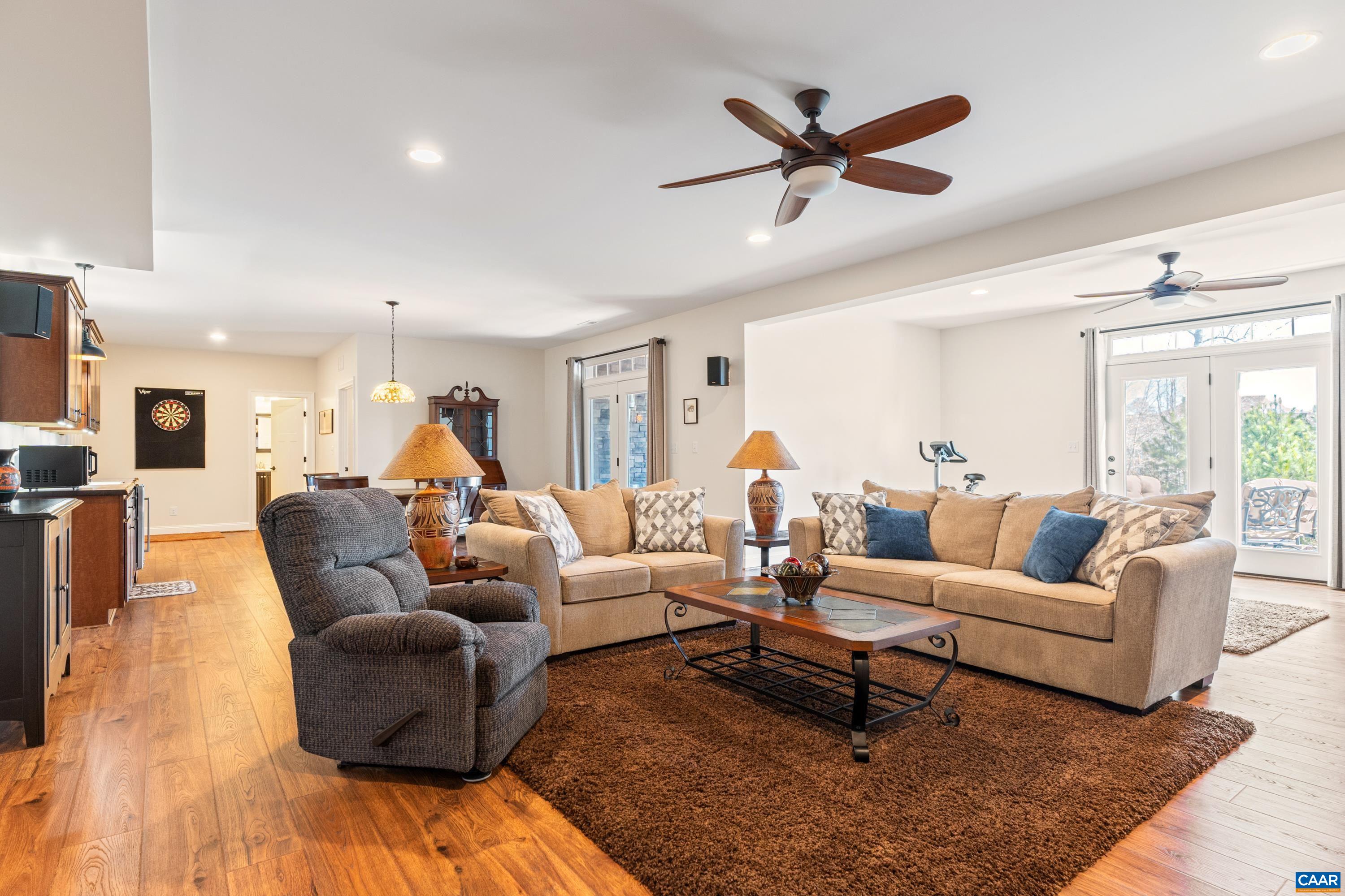 112 Crepe Myrtle Dr